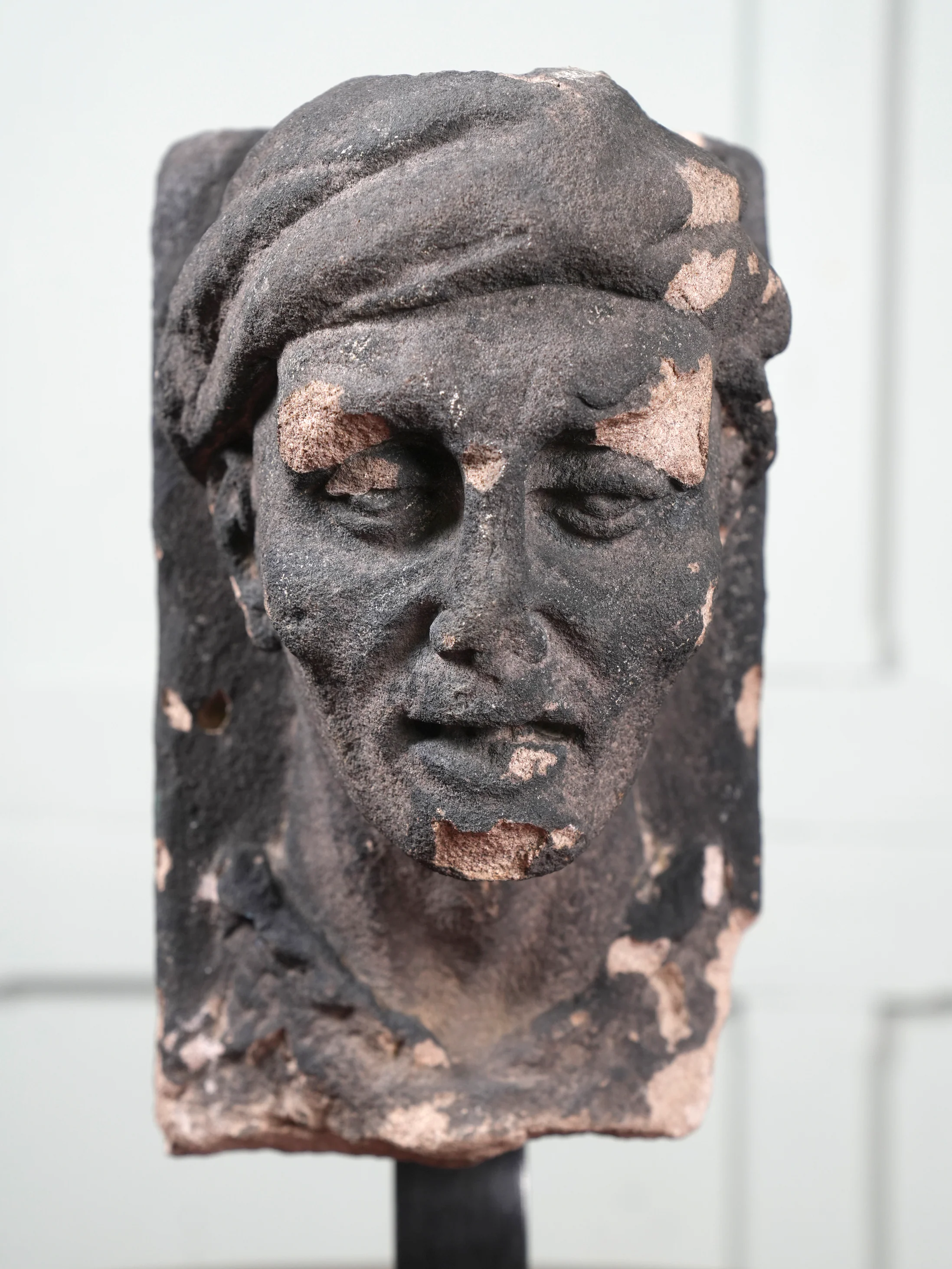 A 19th Century Carved Sand Stone Male Bust - Image 9
