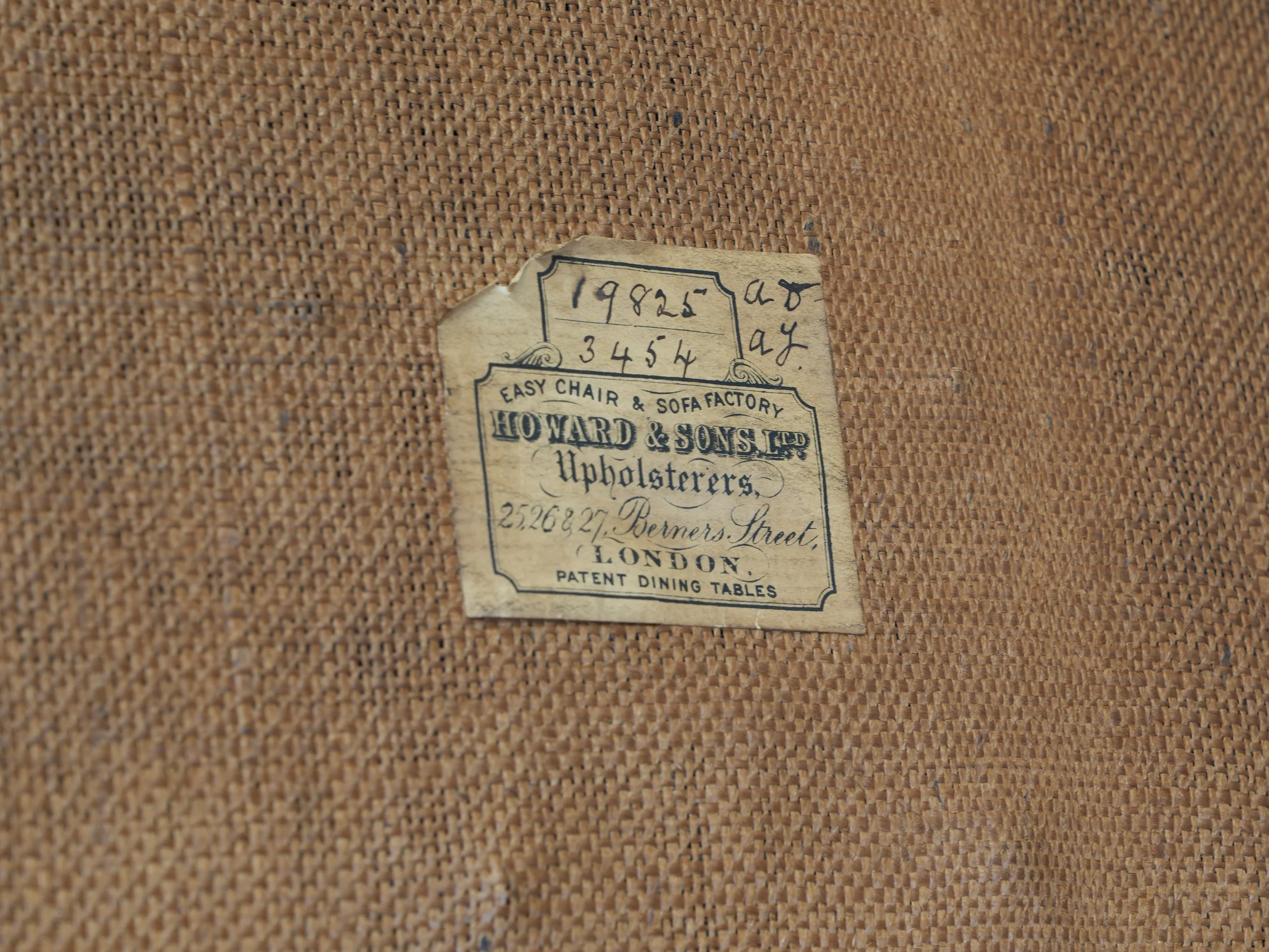 A Howard & Sons Day Bed - Image 20