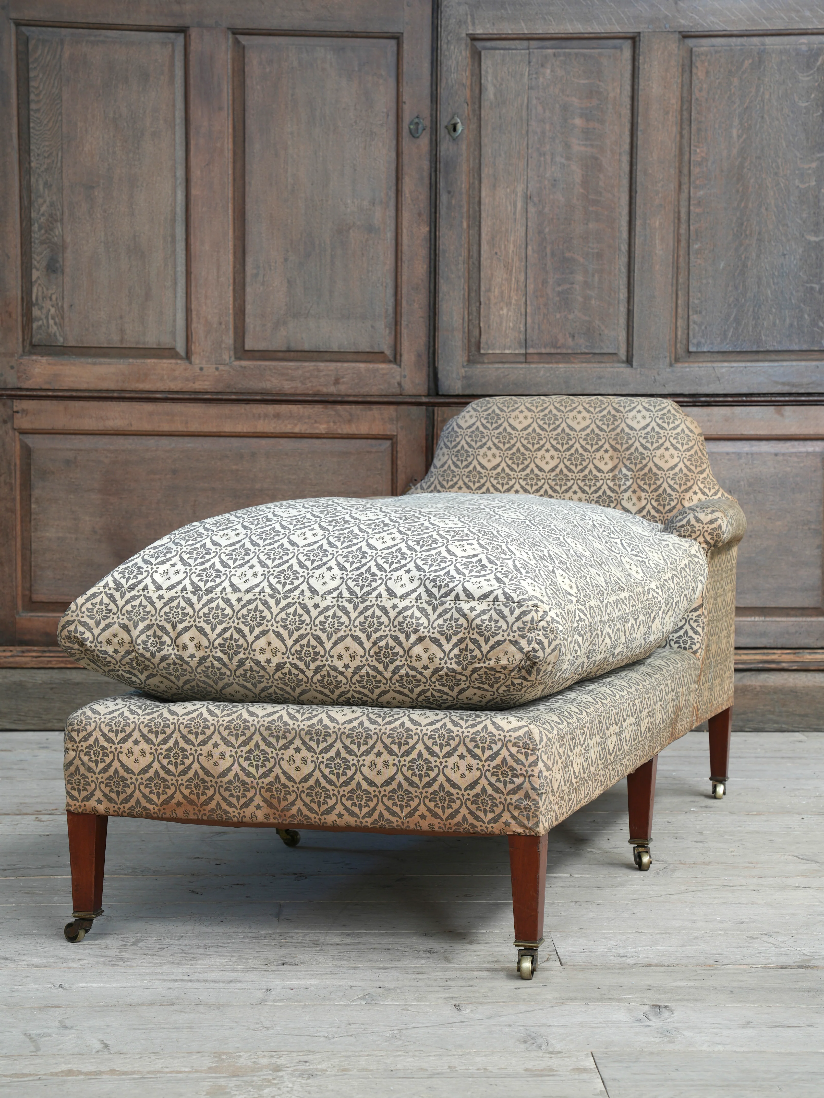 A Howard & Sons Day Bed - Image 3