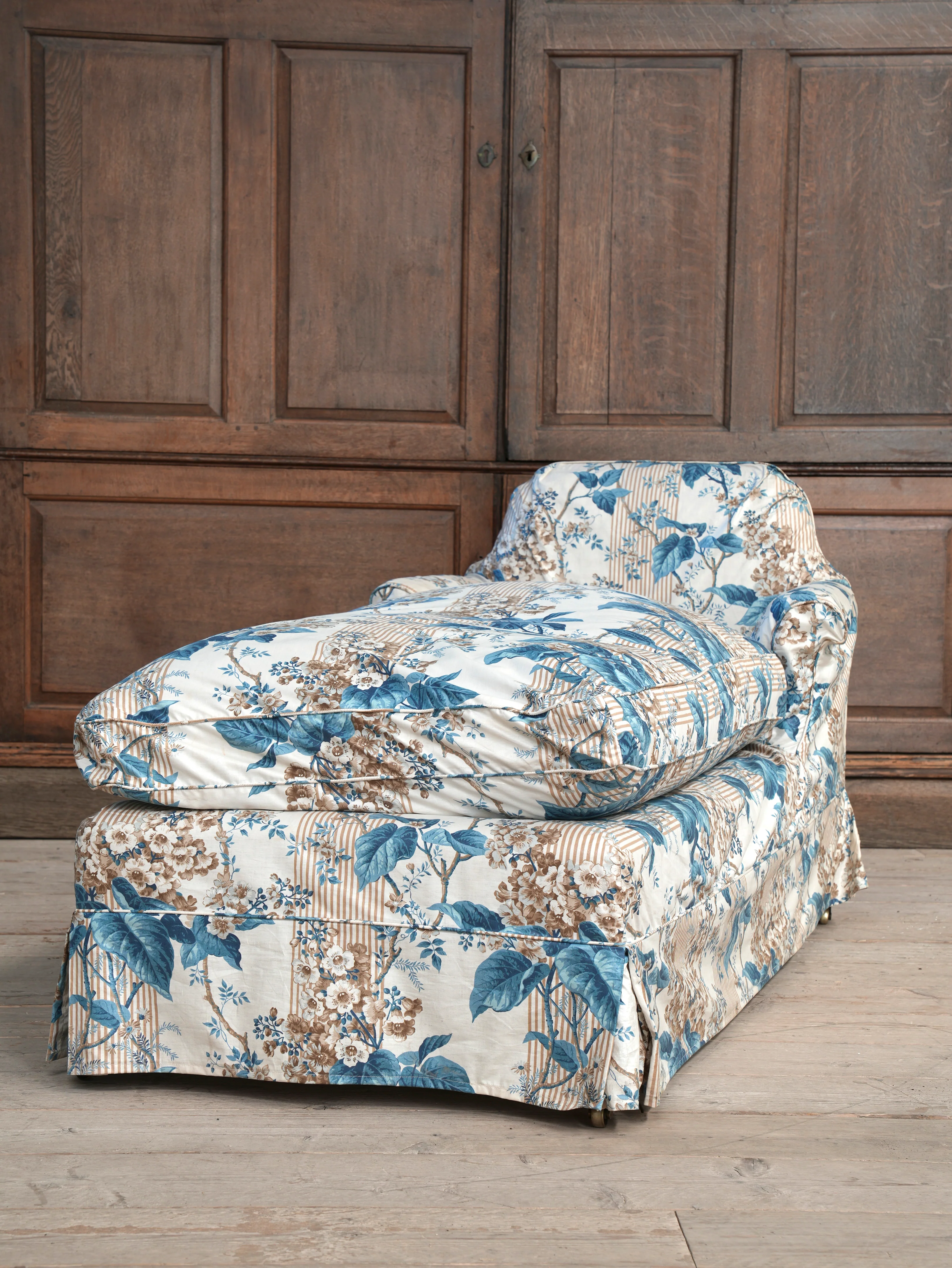 A Howard & Sons Day Bed - Image 30