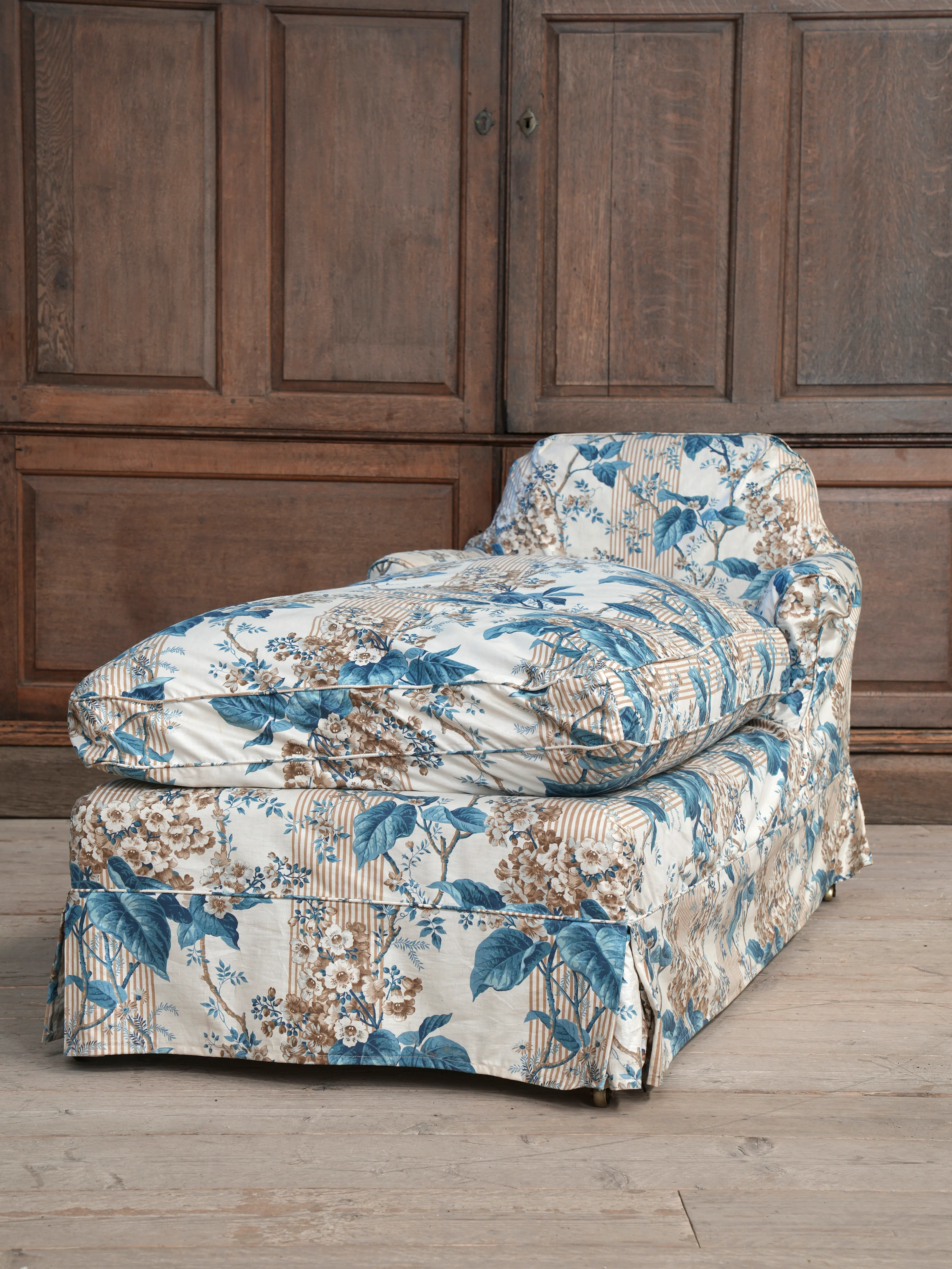 A Howard & Sons Day Bed - Image 5
