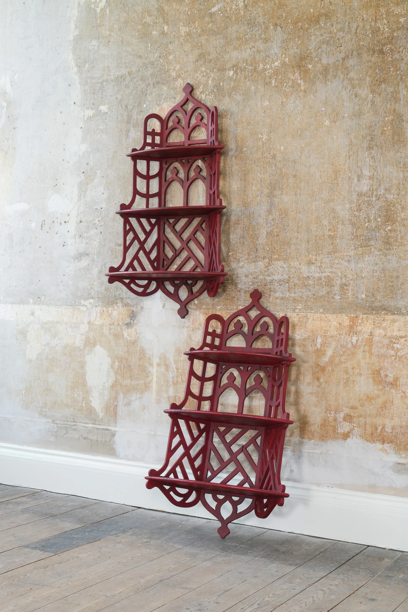 A Pair of Chinese Chippendale Hanging Shelves - Image 6