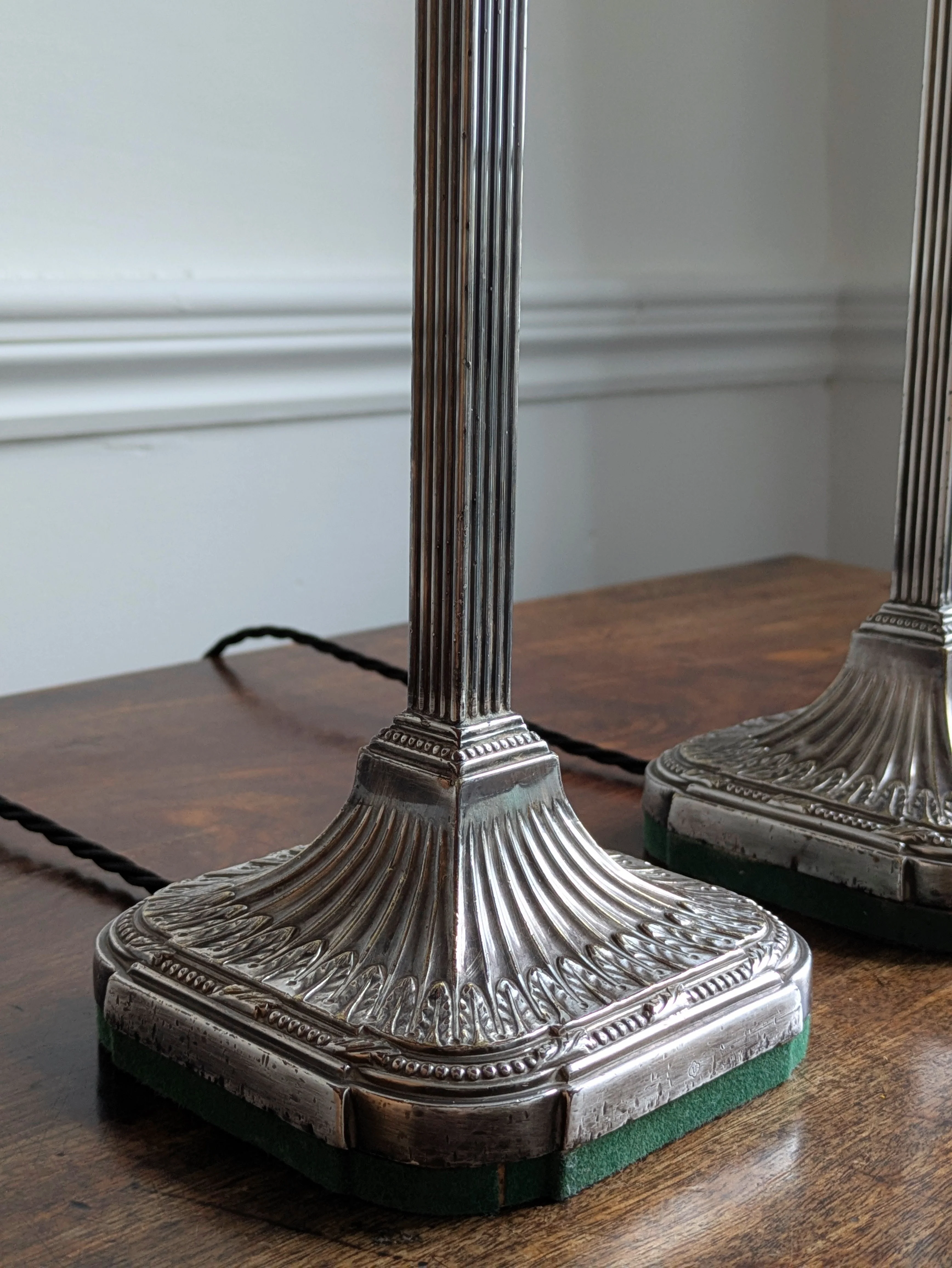 A Pair of Elkington Silver Plate Table Lamps - Image 7
