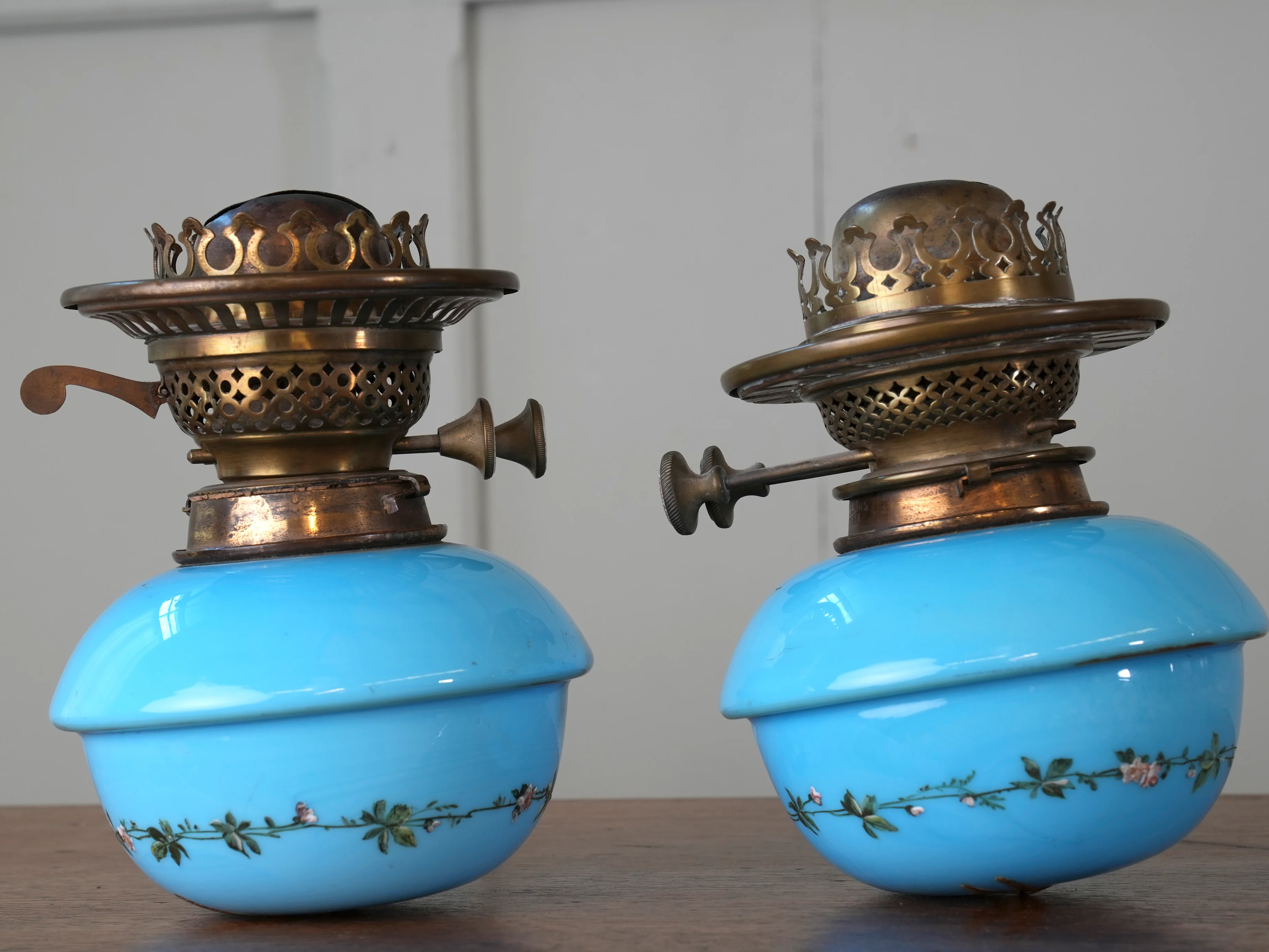 A Pair of Gas Lamps - Image 8
