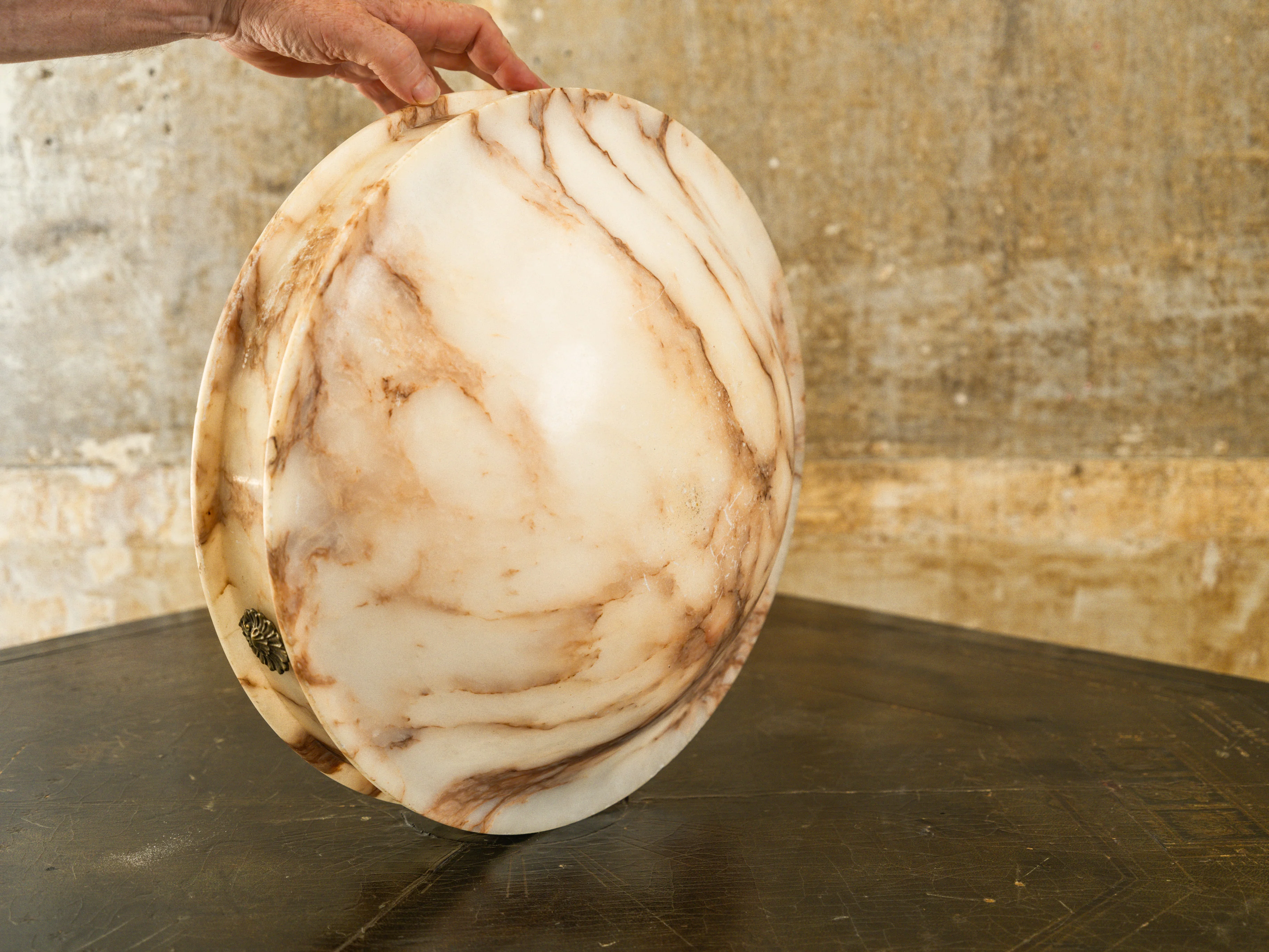 An Early 20th Century Alabaster Dish Light - Image 9