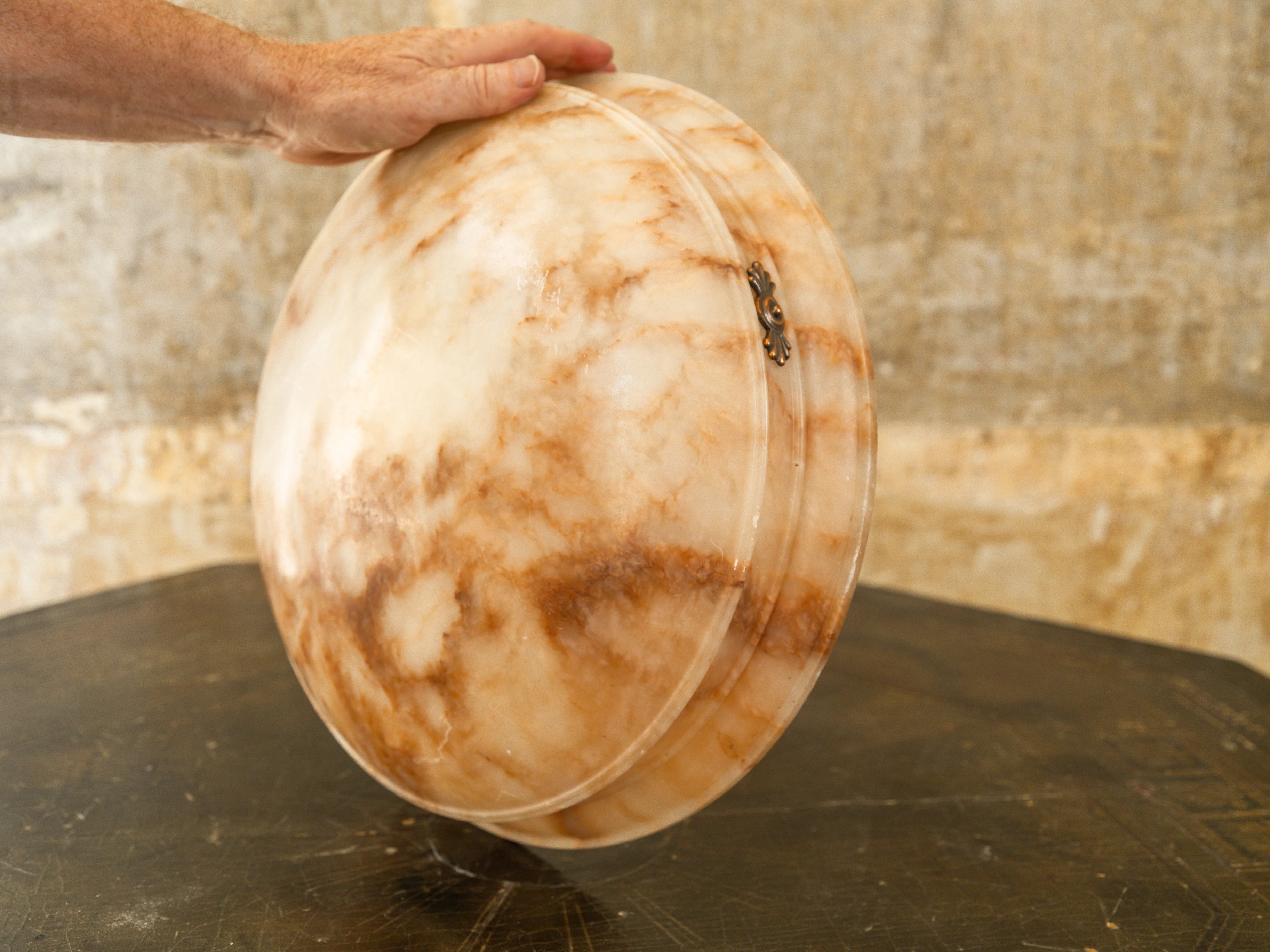 An Alabaster Dish Light - Image 17