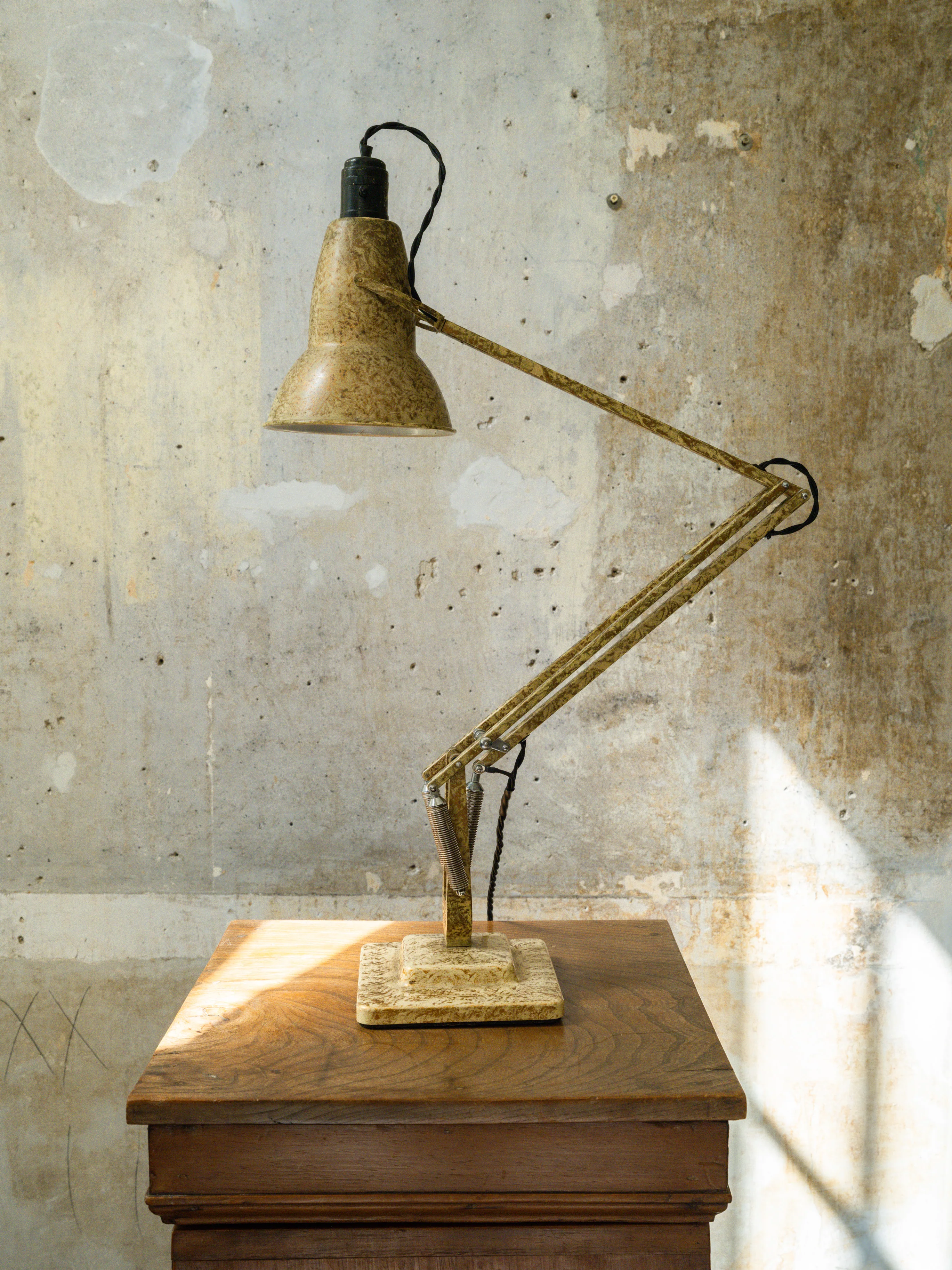 A 1227 Anglepoise Desk Lamp - Image 5