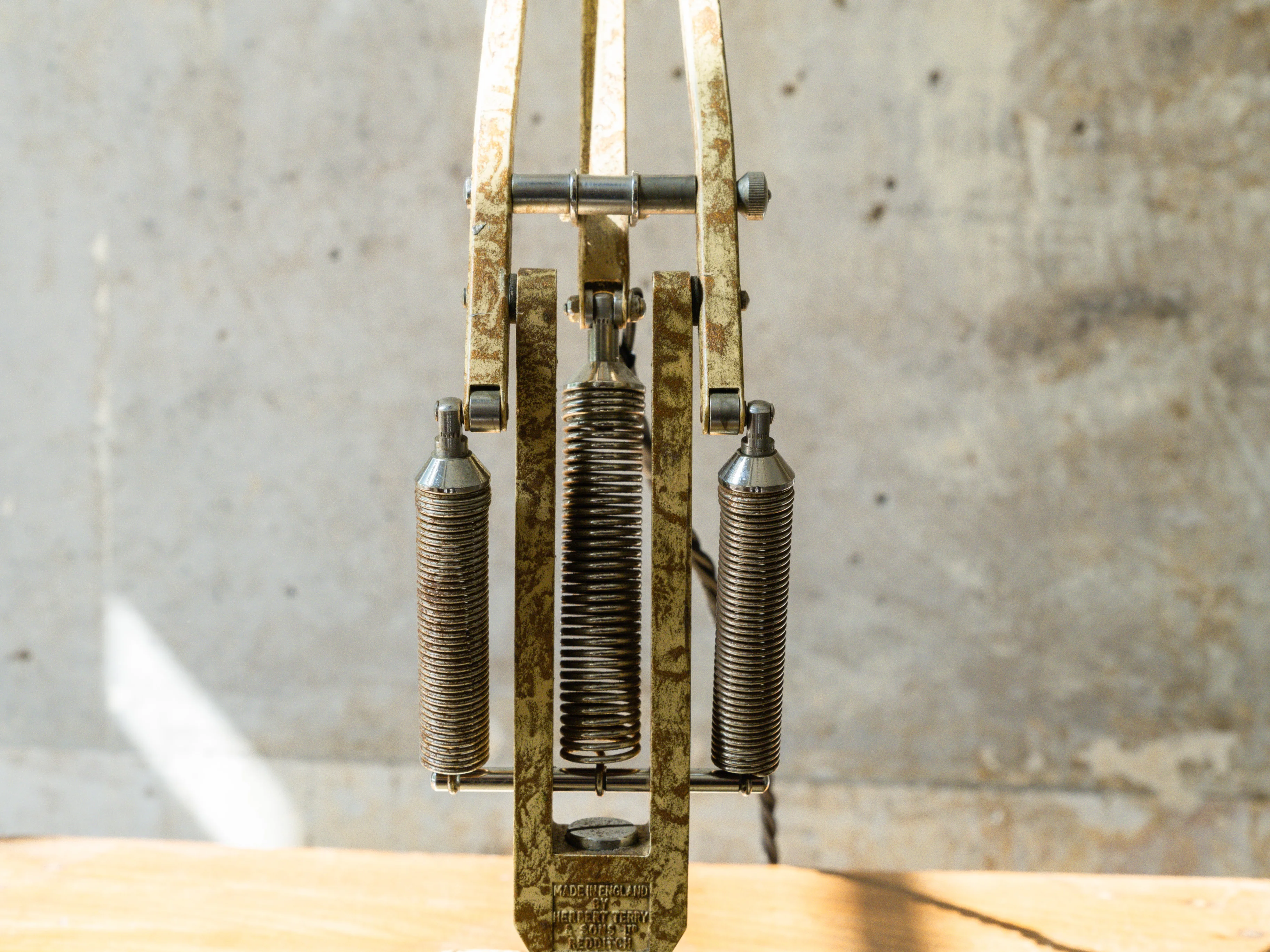 A 1227 Anglepoise Desk Lamp - Image 8