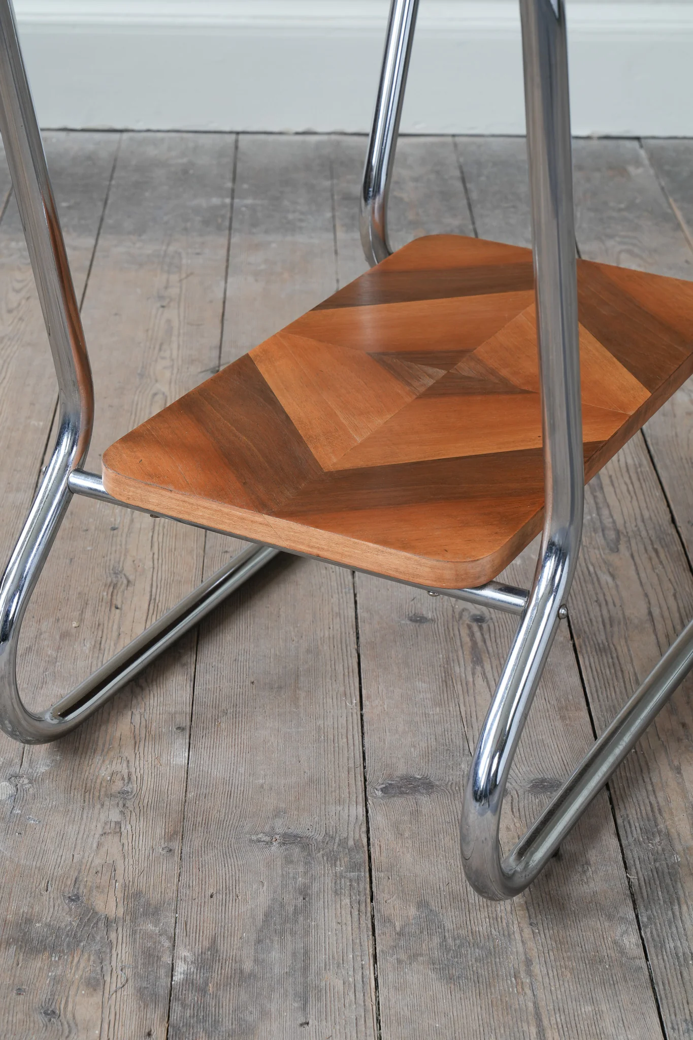 A Bauhaus Side Table - Image 11