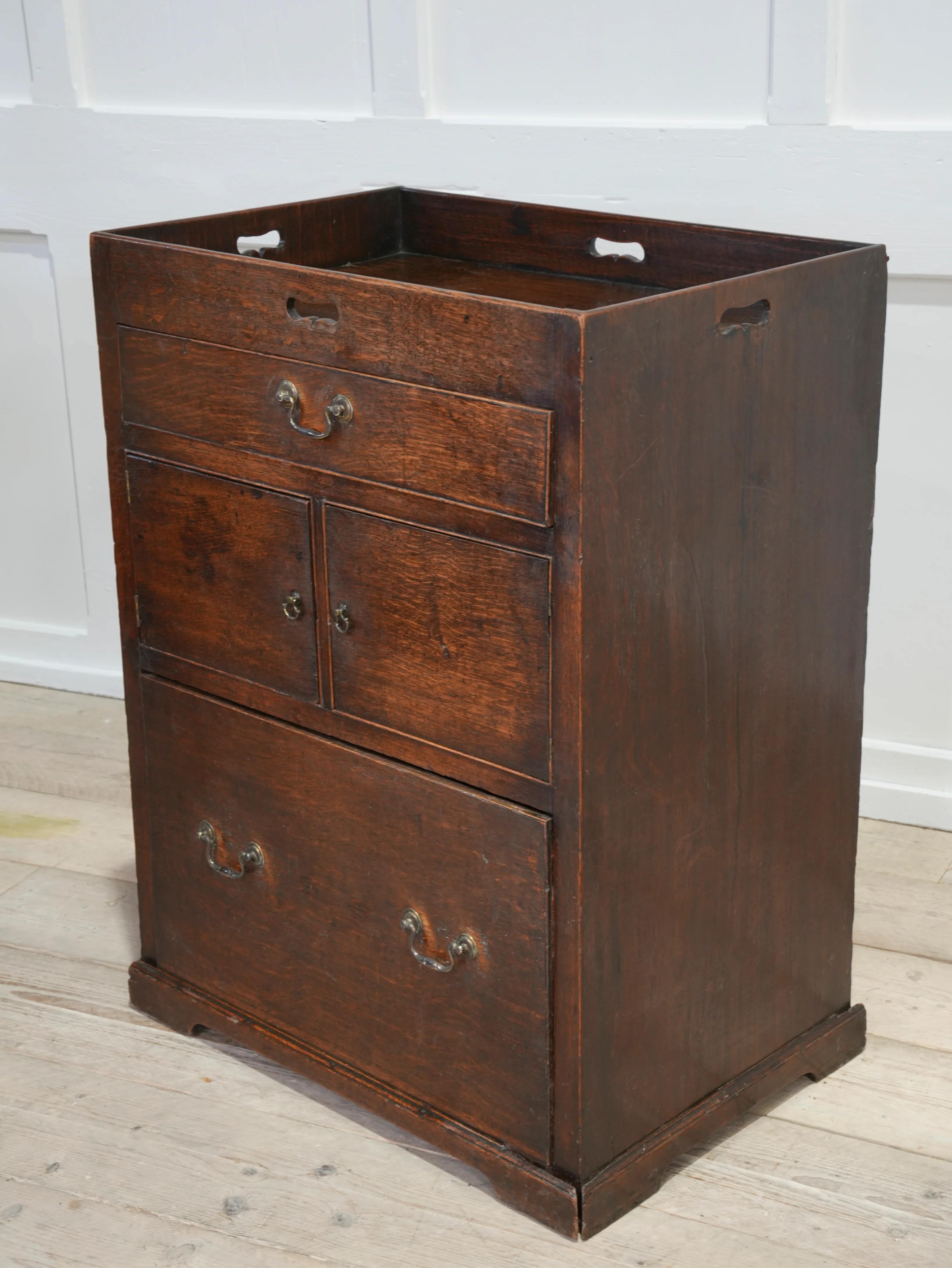 A George III Bedside Commode Cabinet - Image 9