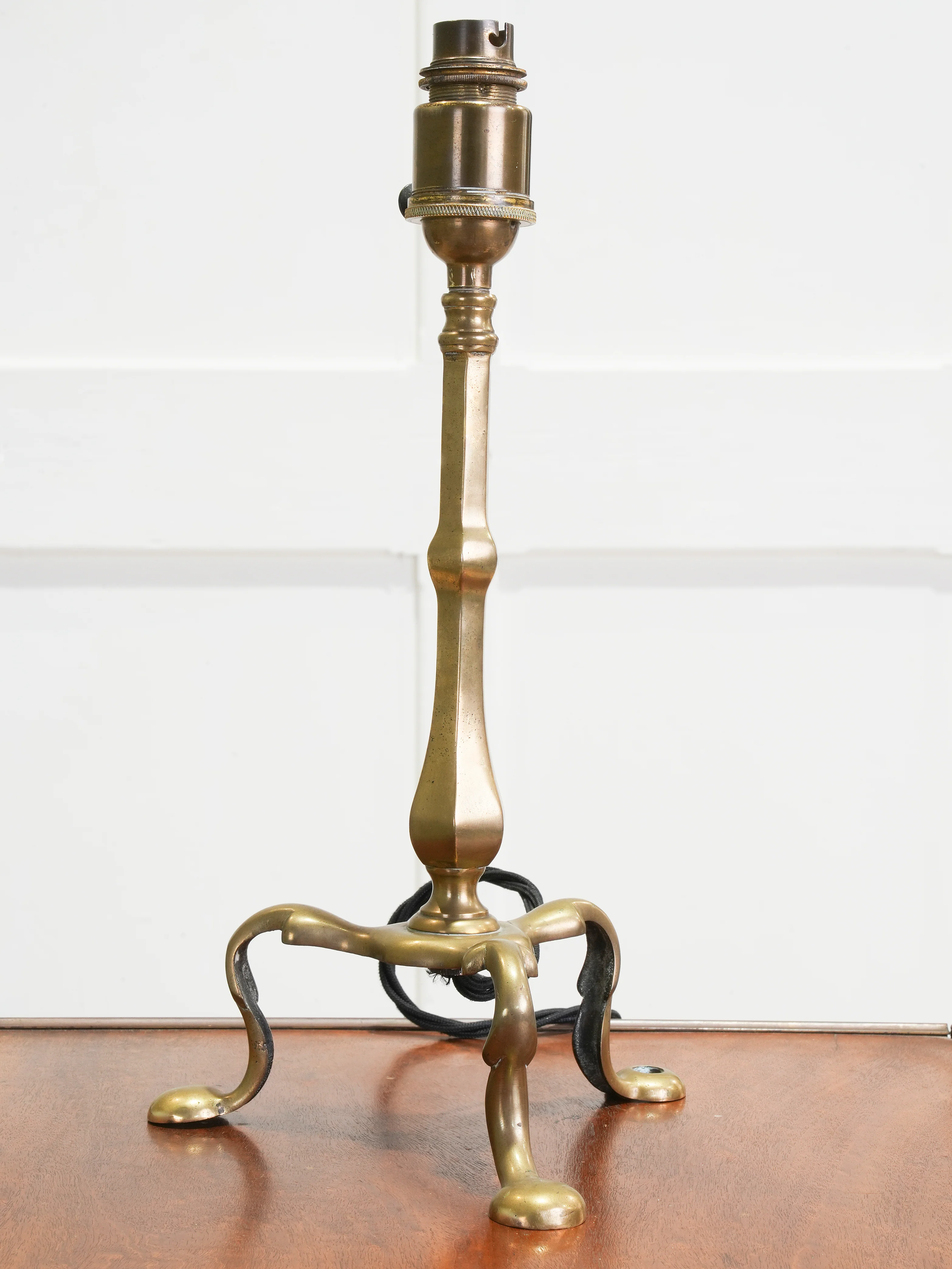 A Brass Pullman Table Light - Image 3