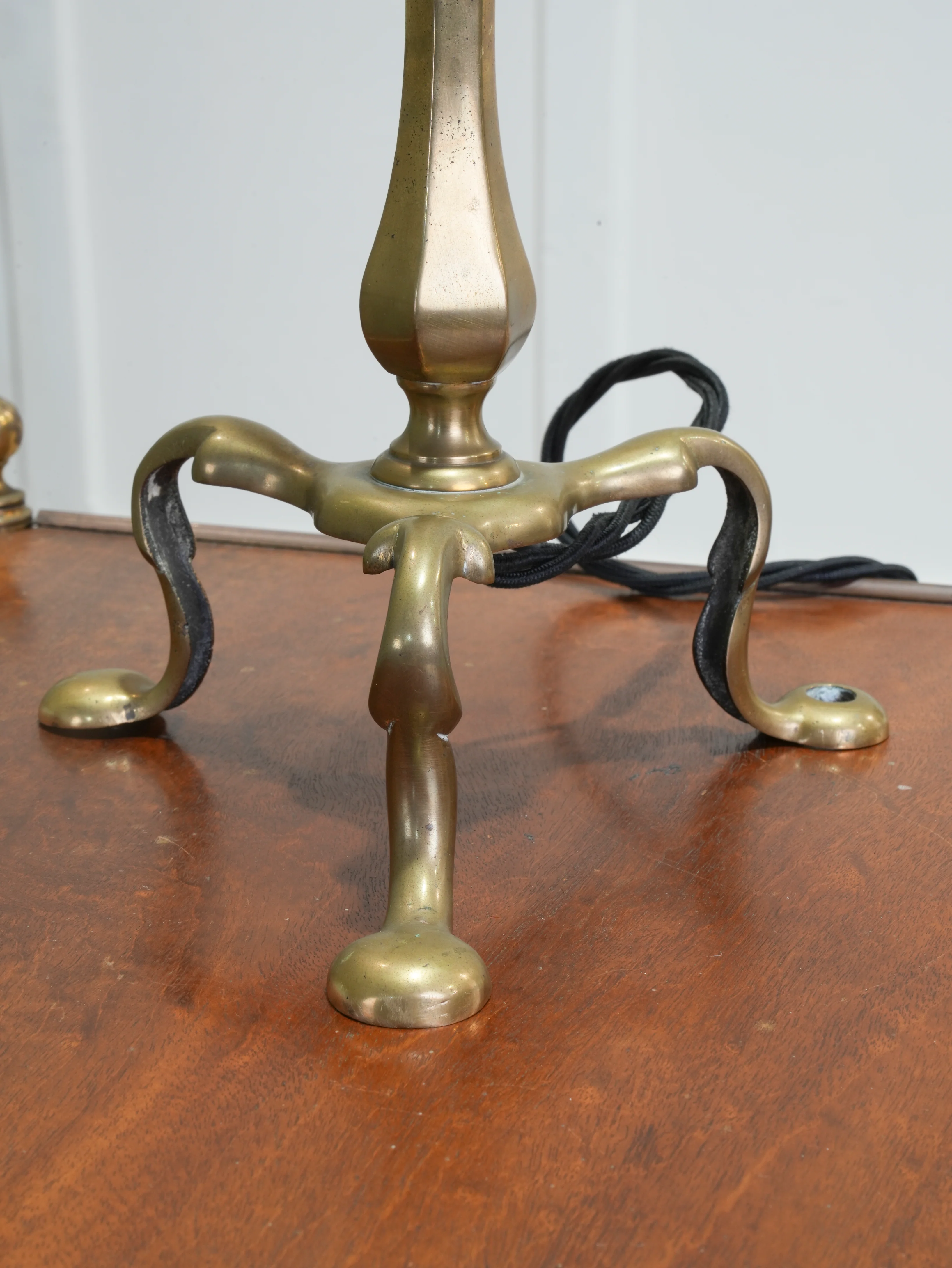 A Brass Pullman Table Light - Image 4