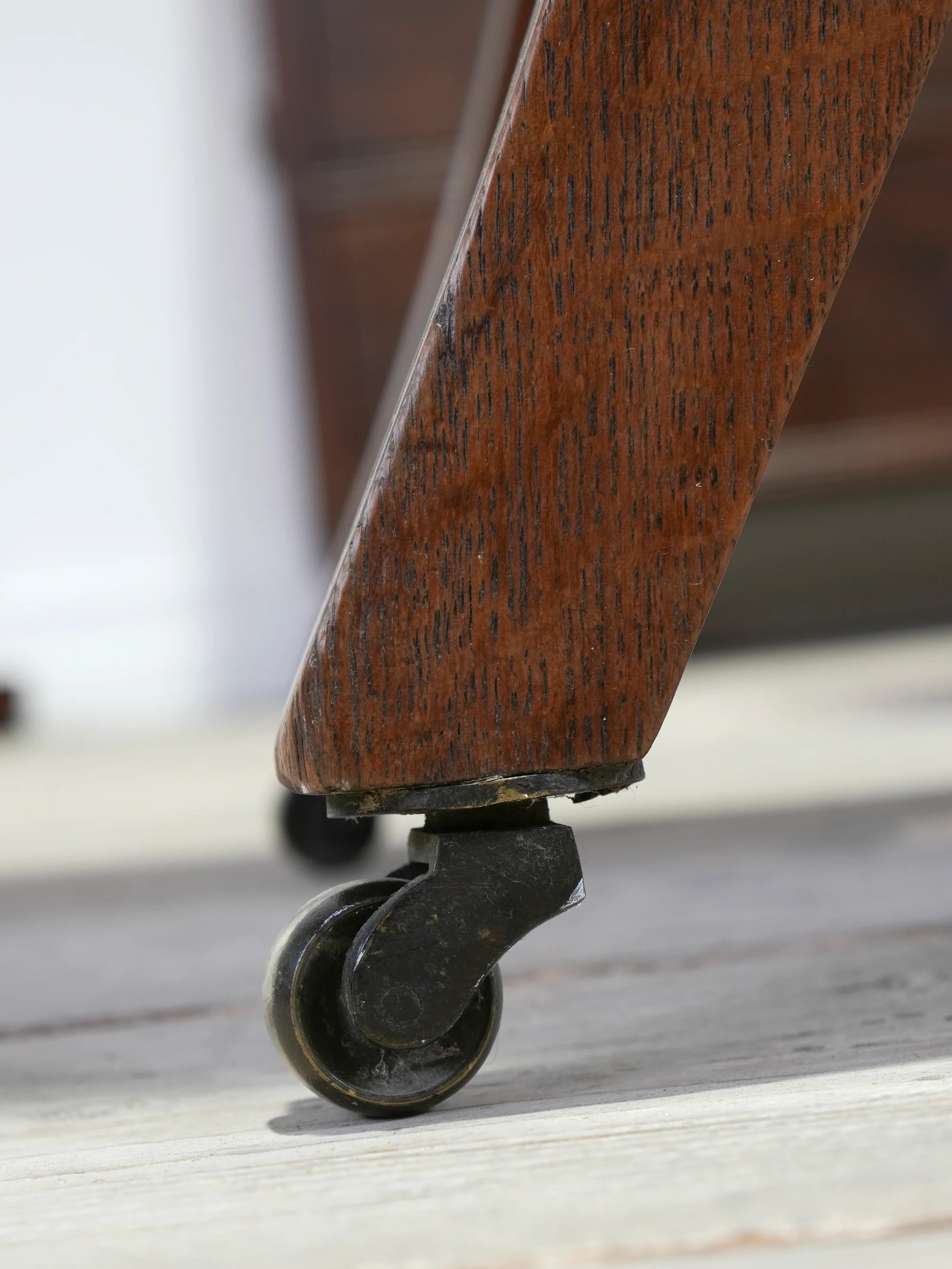 A Pair of Oak Side Chairs in the manner of Owen Jones - Image 8