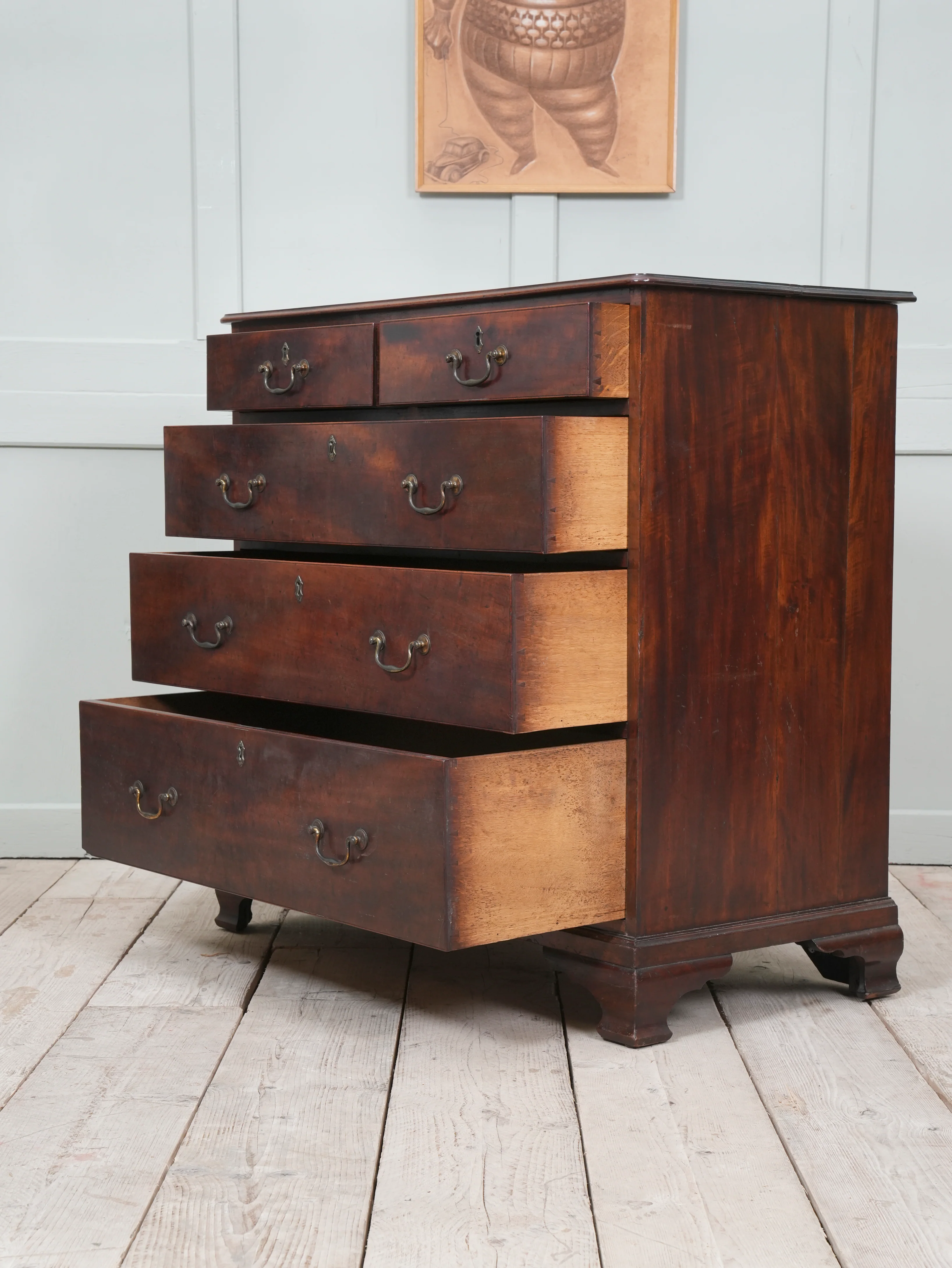 A Early 19th Century Mahogany Chest of Drawers - Image 4