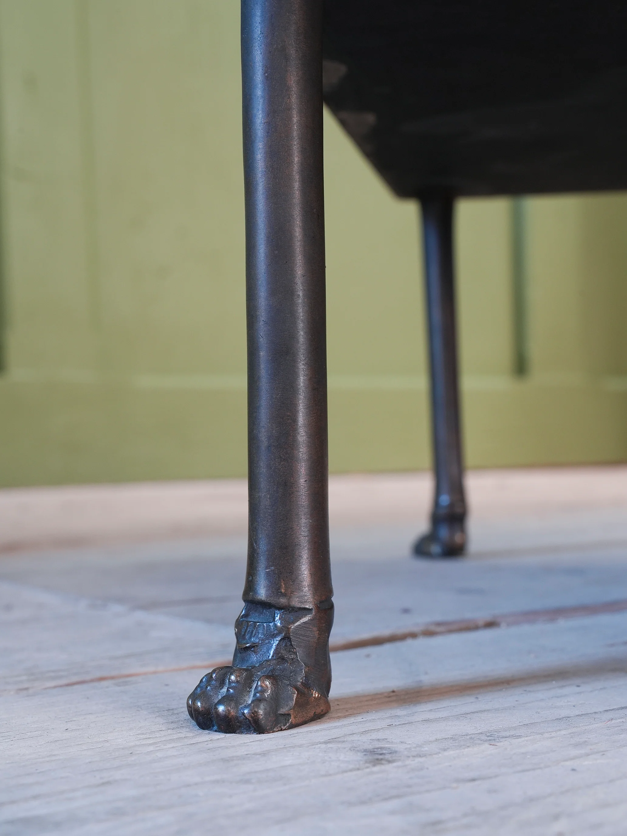 A Two Tier Chinoiserie Side Table - Image 11