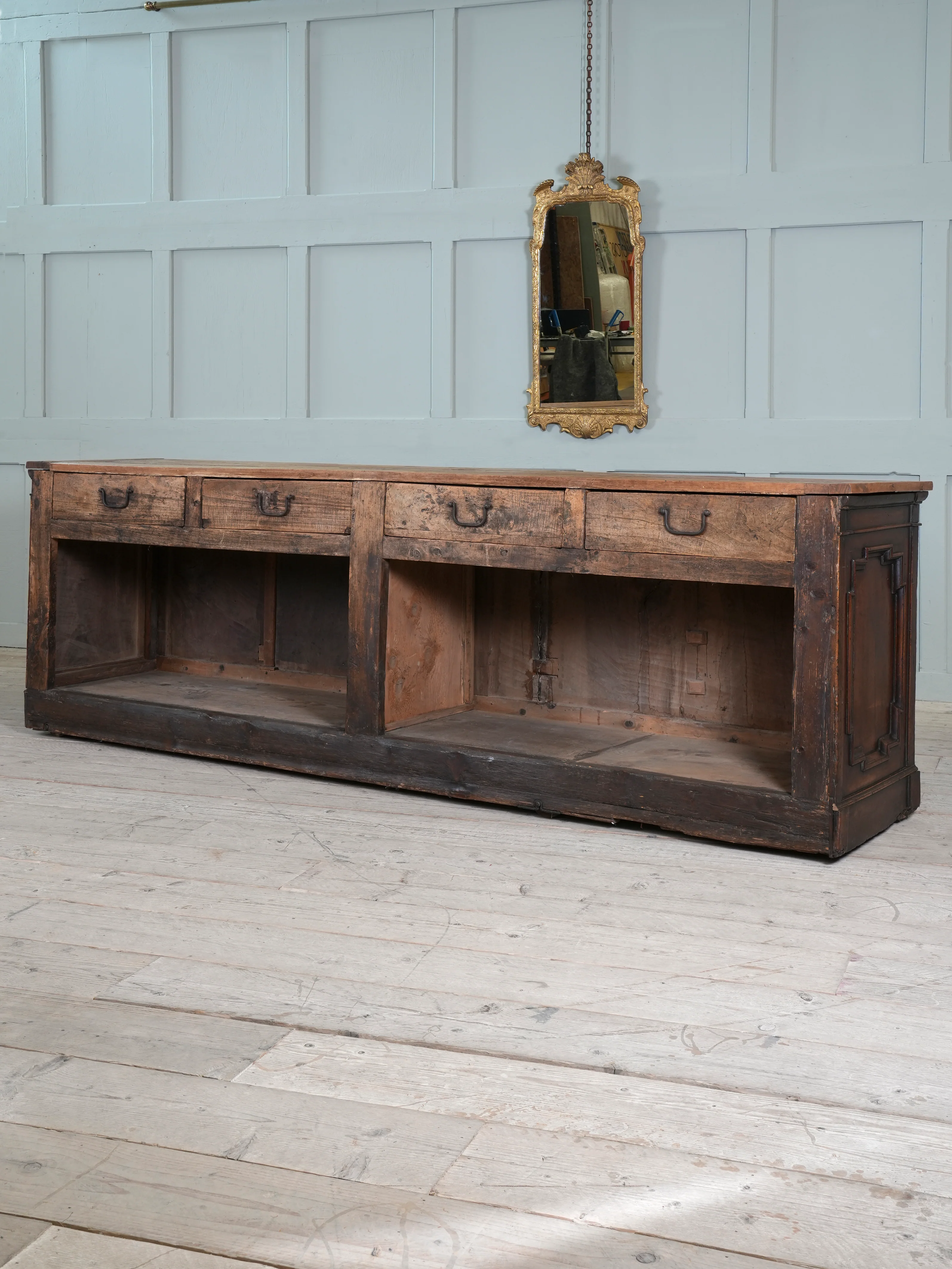 A 19th Century Italian Shop Counter - Image 28