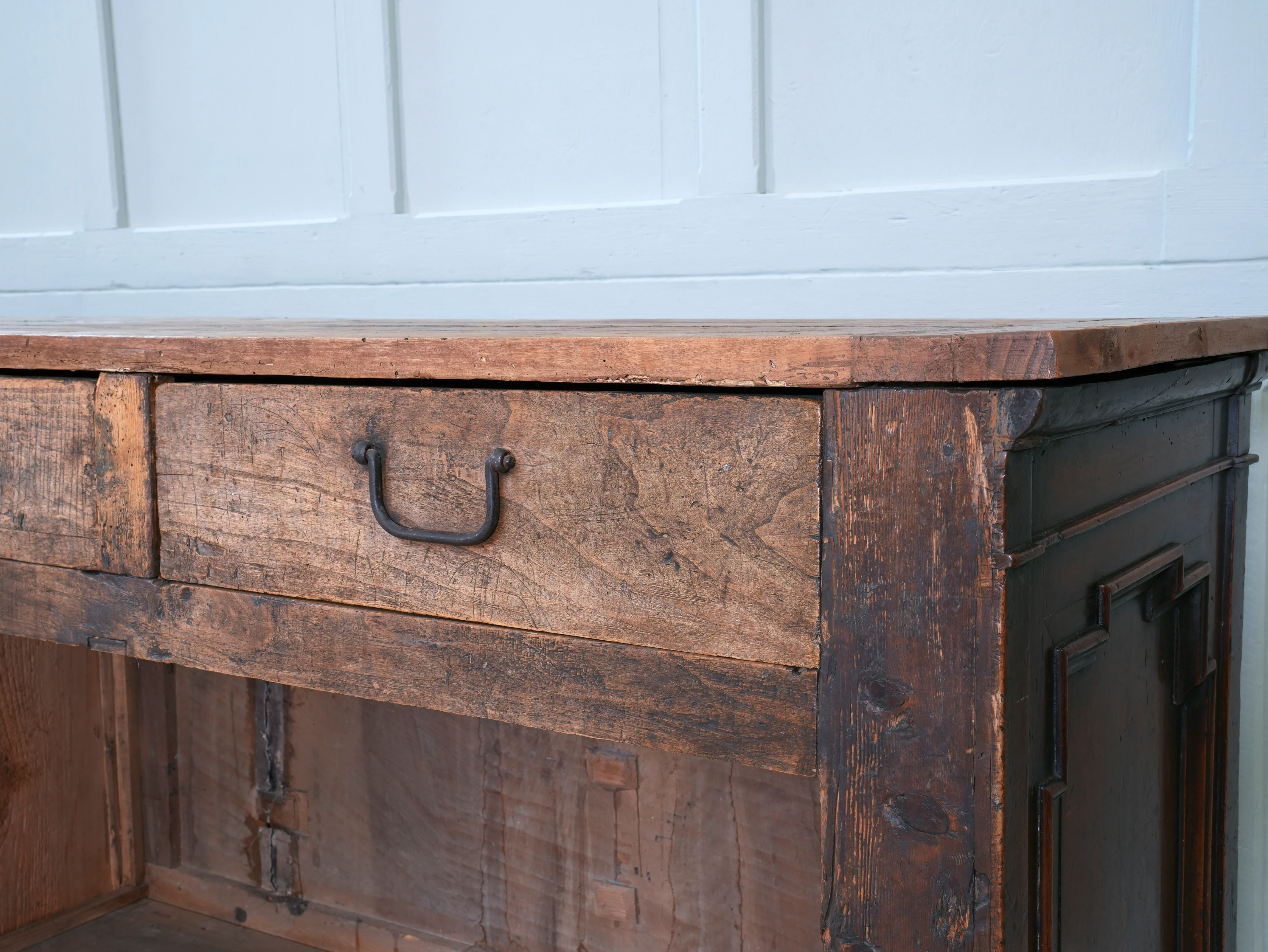 A 19th Century Italian Shop Counter - Image 7