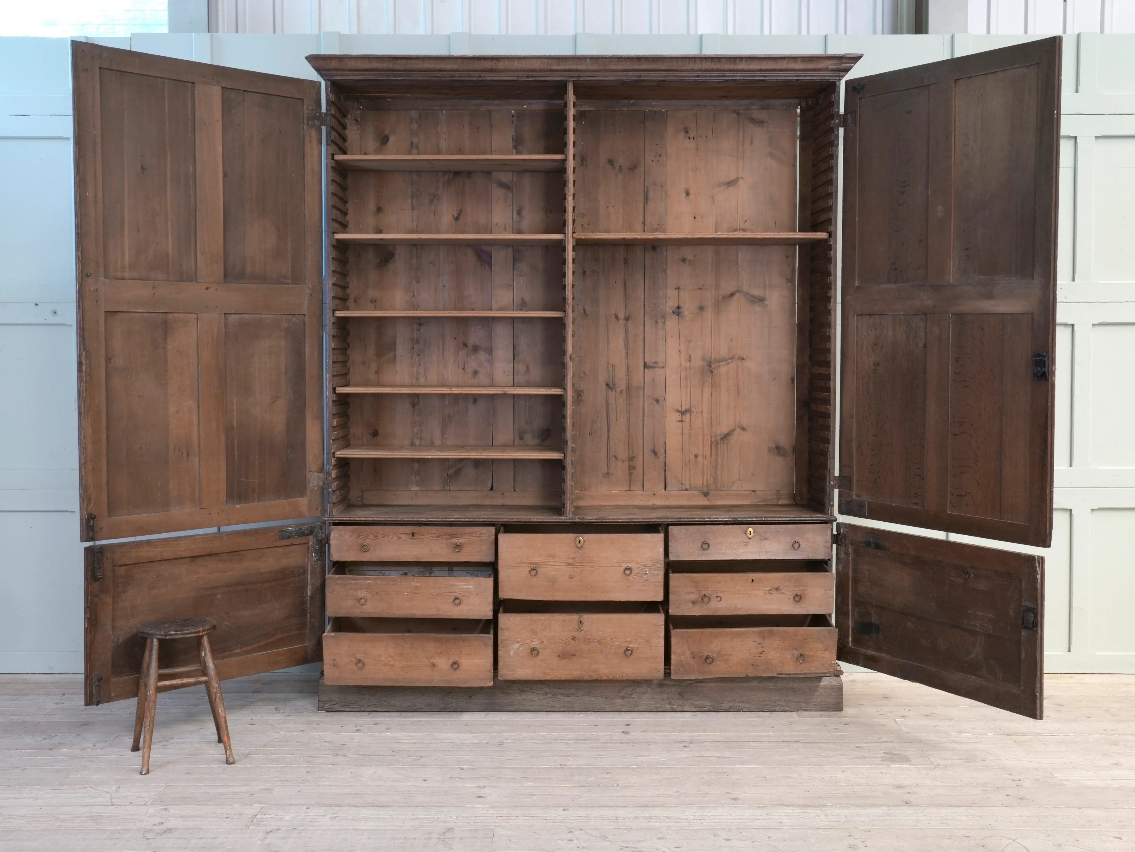 A George II Oak Housekeepers Cupboard - Image 9