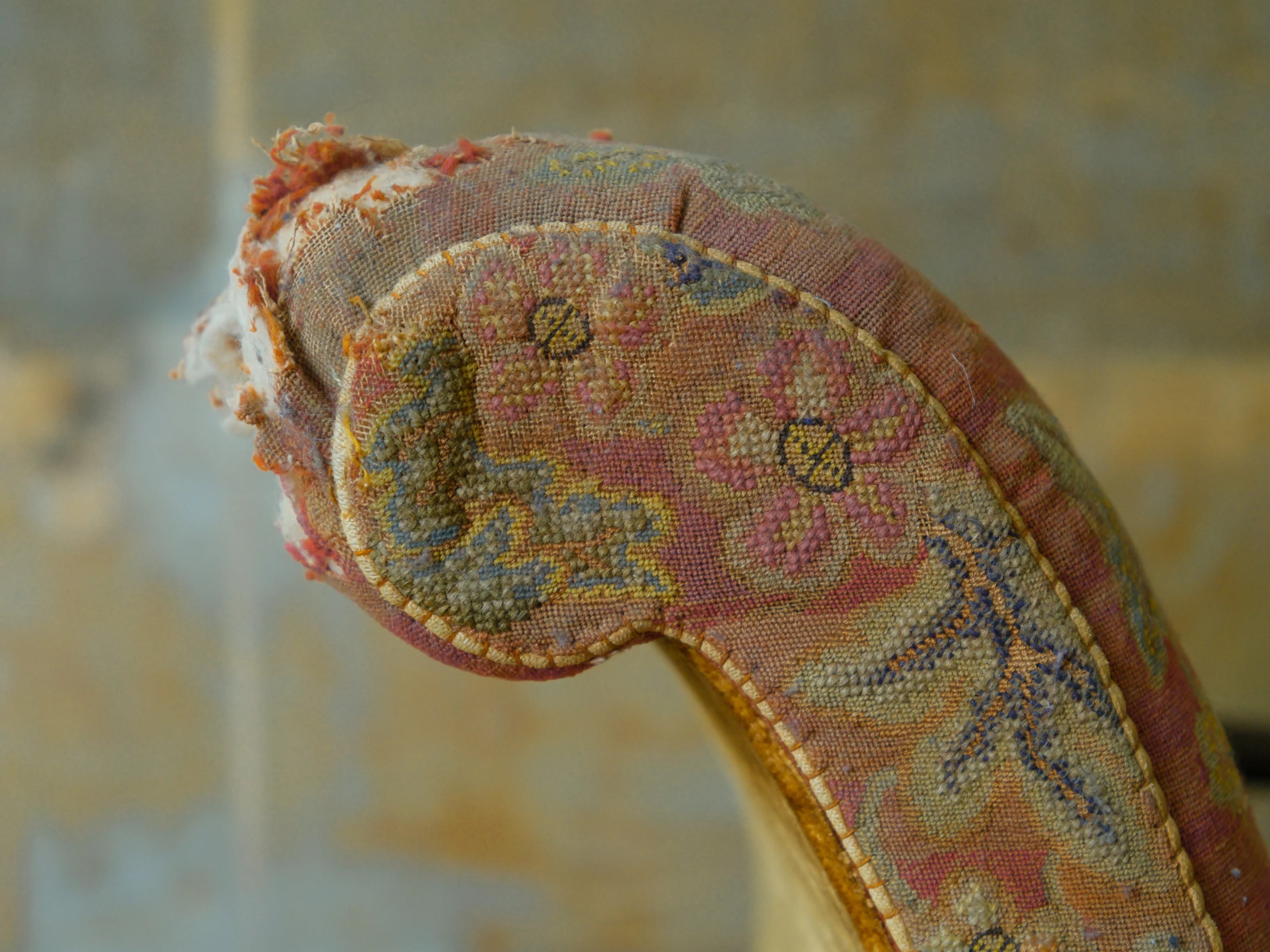 A Mid 18th Century Irish Day Bed - Image 14