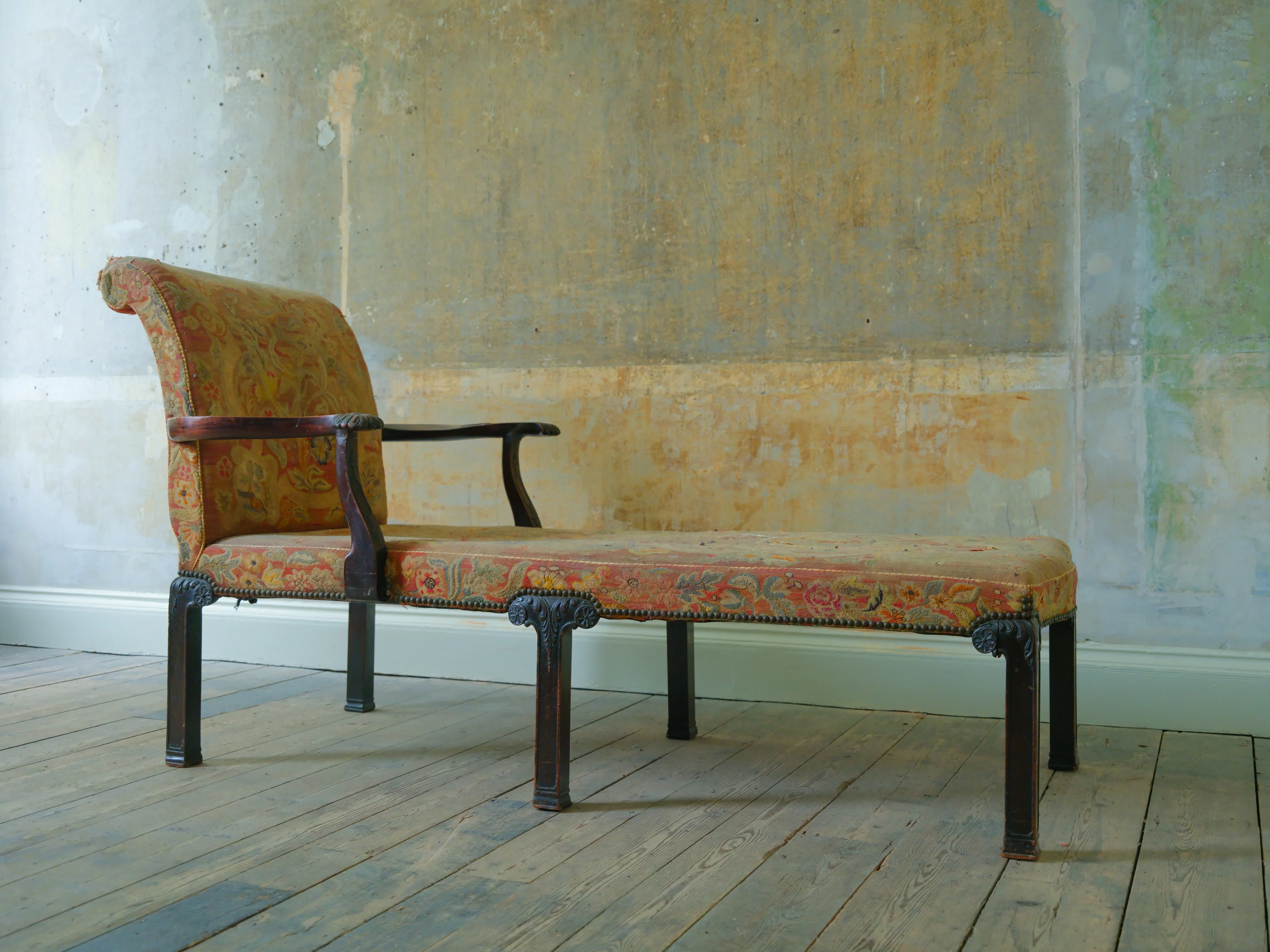 A Mid 18th Century Irish Day Bed - Image 5