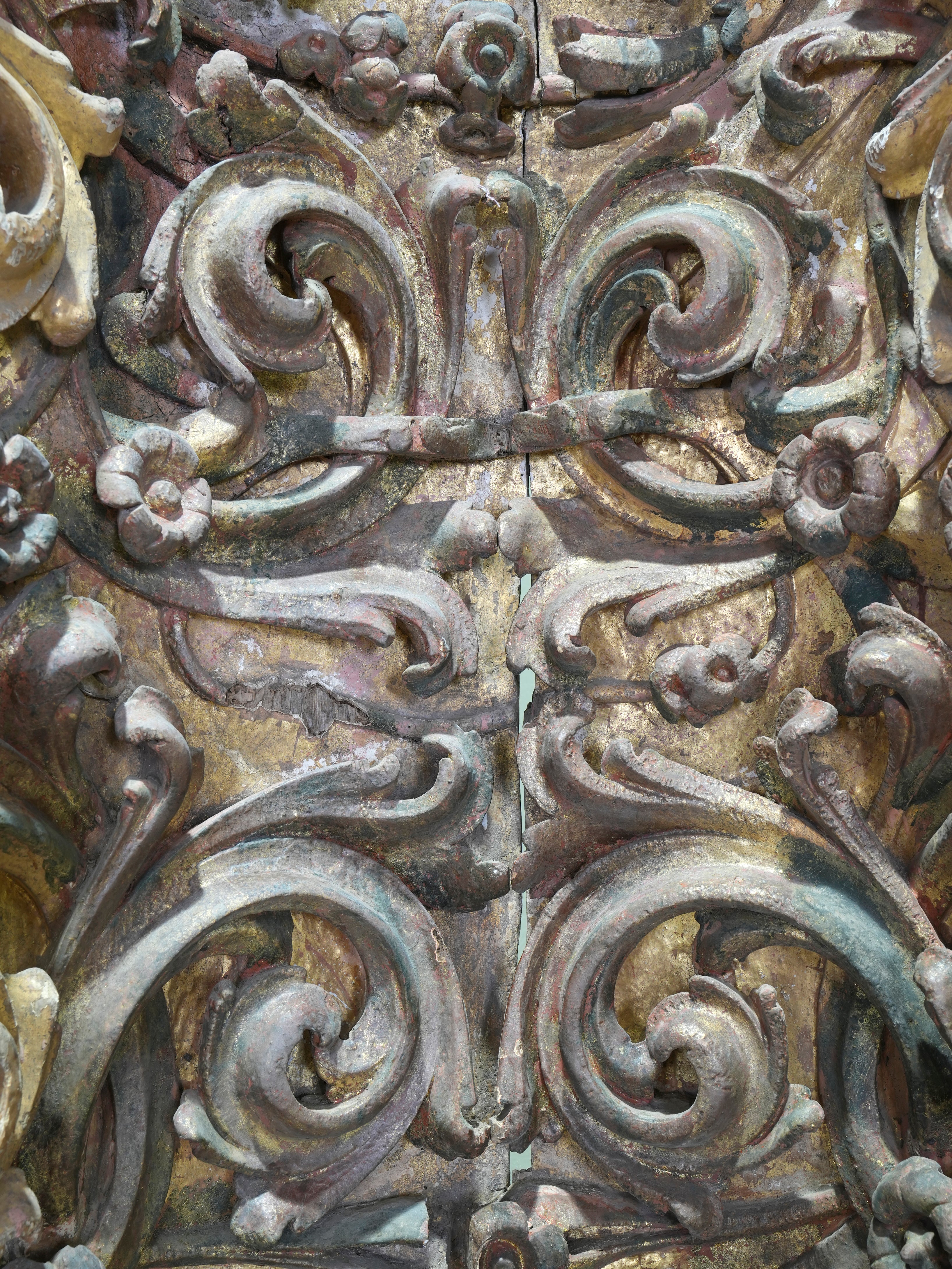 A Pair of 18th Century Portuguese Baroque Niches - Image 15