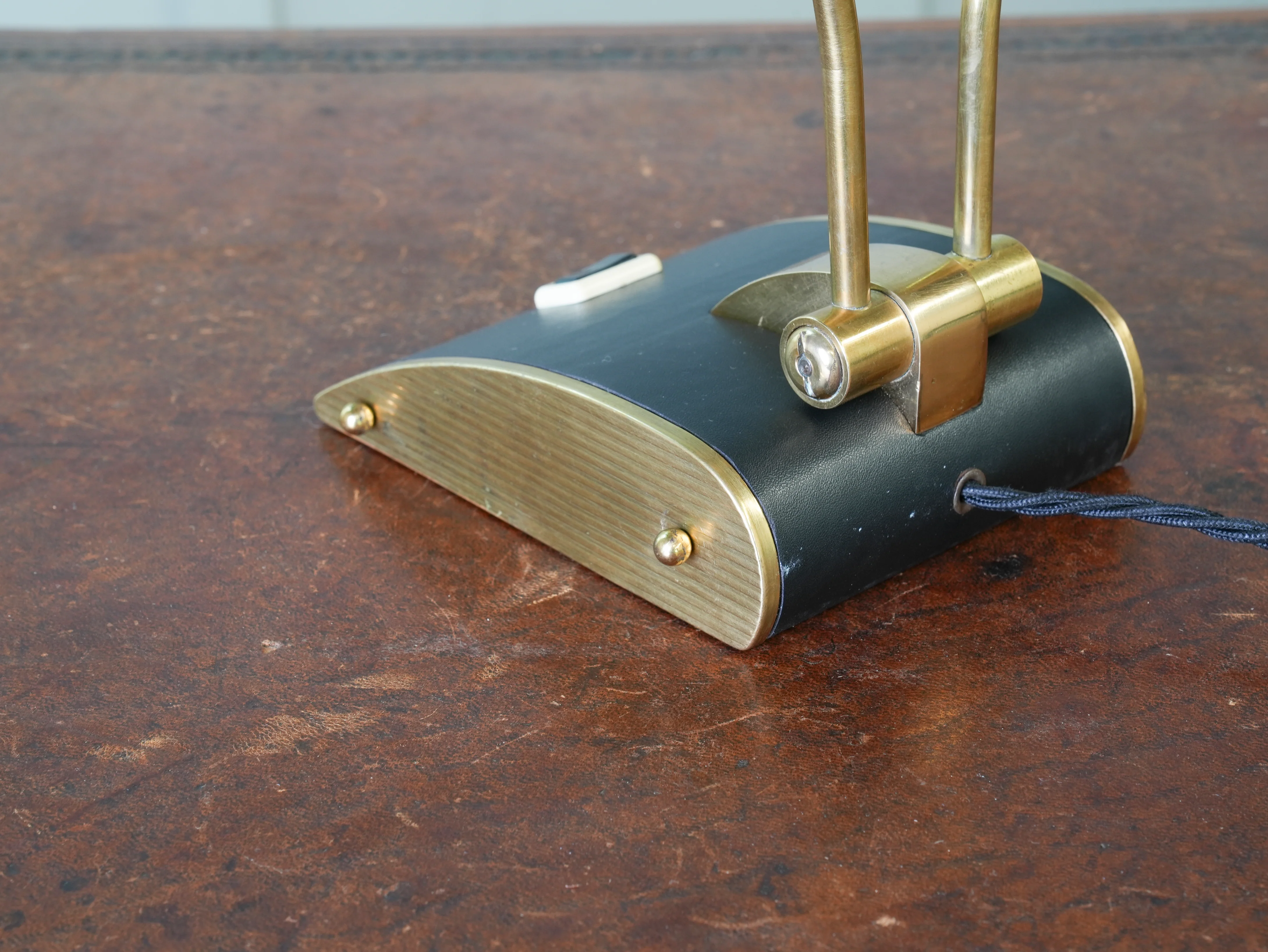 An Eileen Gray Desk Lamp - Image 10