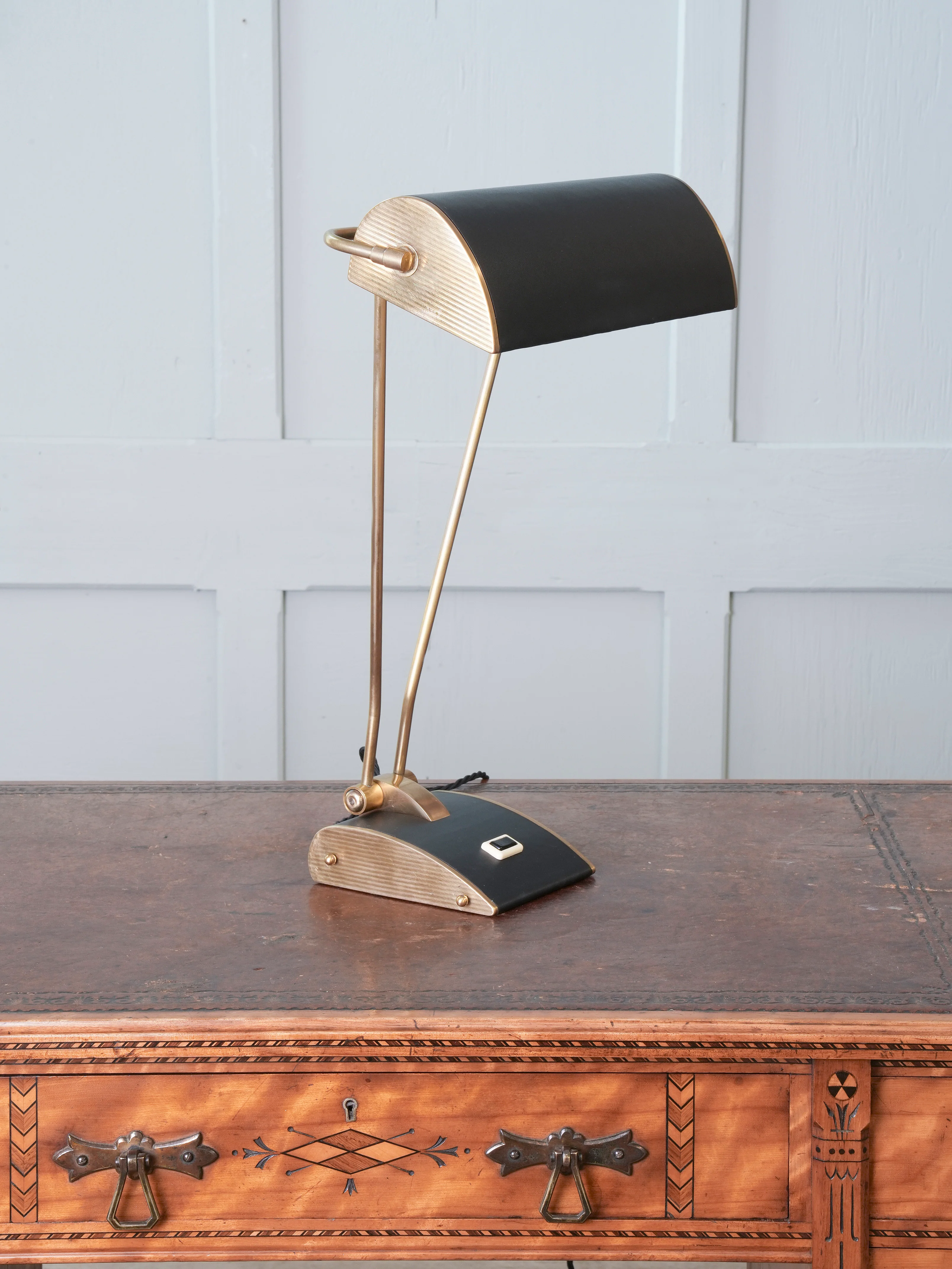 An Eileen Gray Desk Lamp - Image 6
