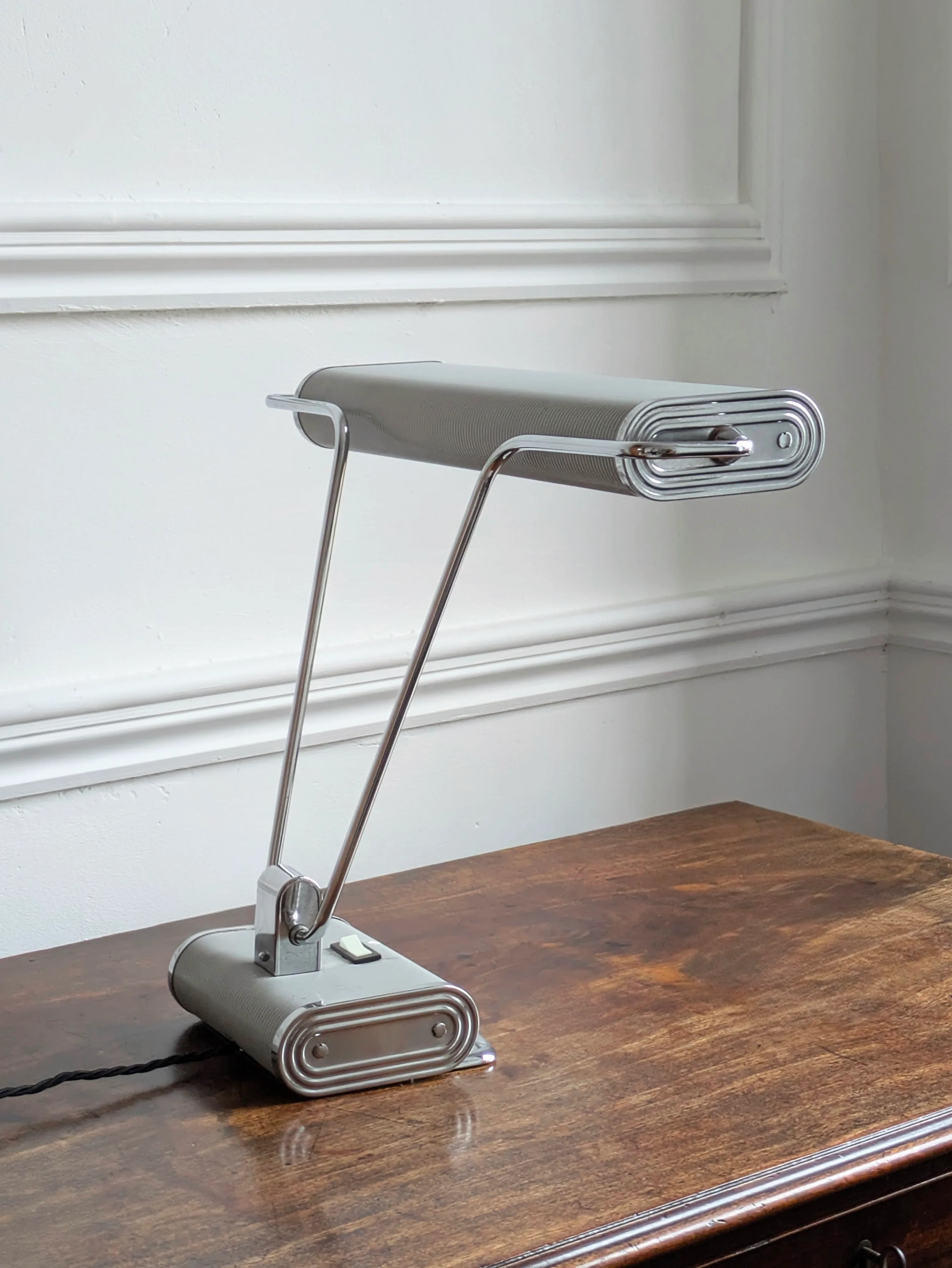 A No 71 Desk Lamp, Eileen Gray for Jumo - Image 3
