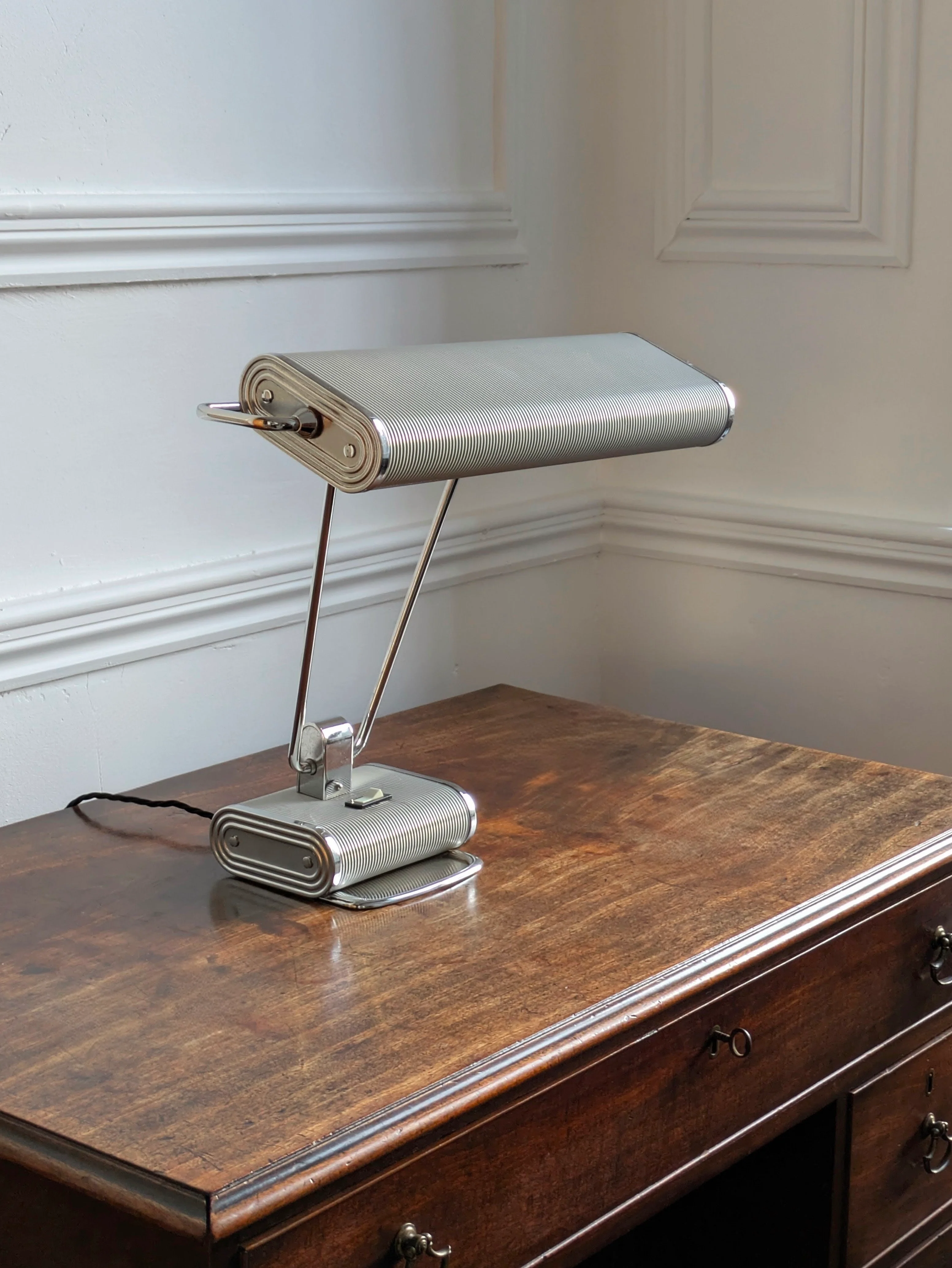 A No 71 Desk Lamp, Eileen Gray for Jumo - Image 4