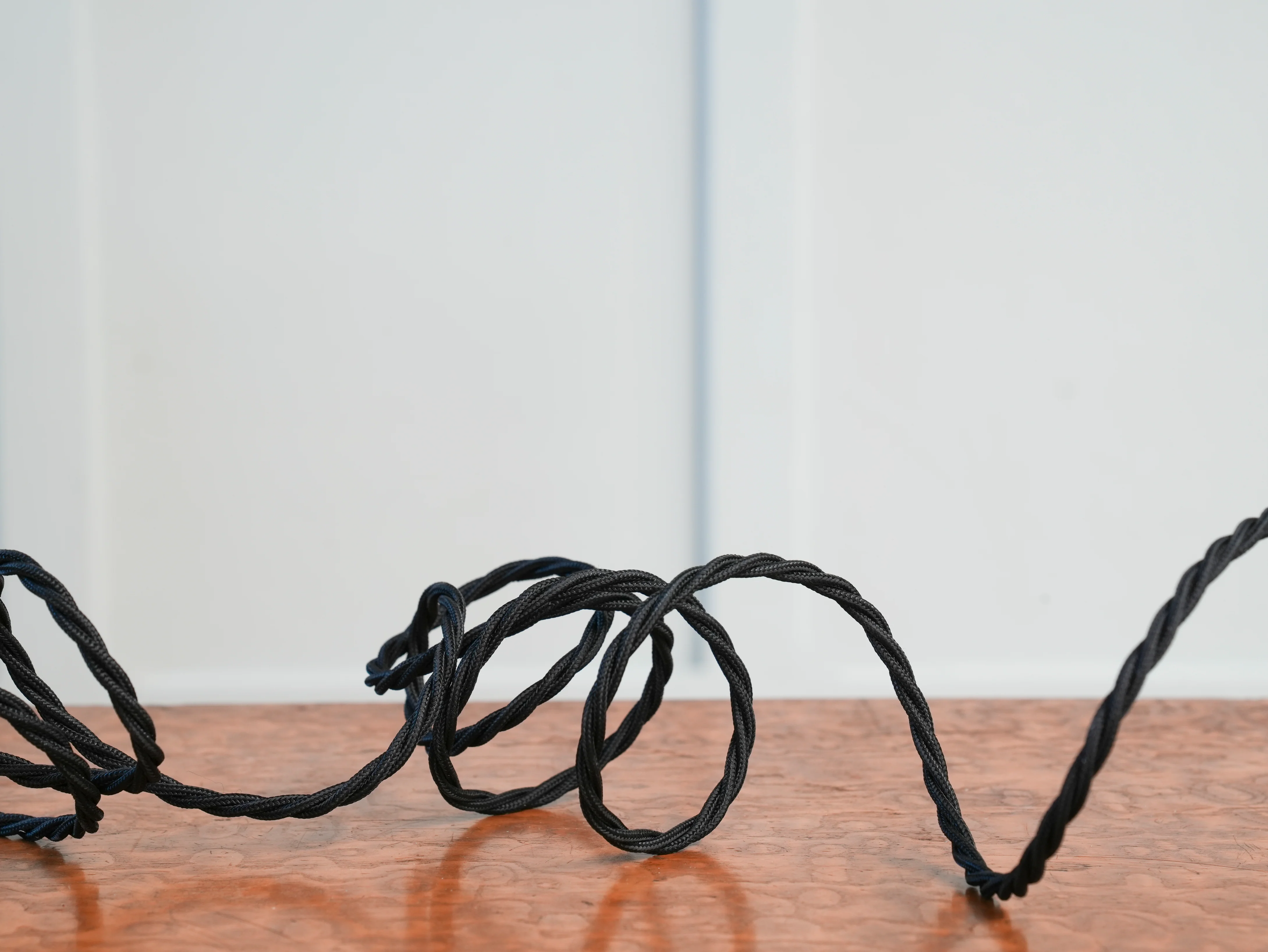 An Eileen Grey Desk Light - Image 11