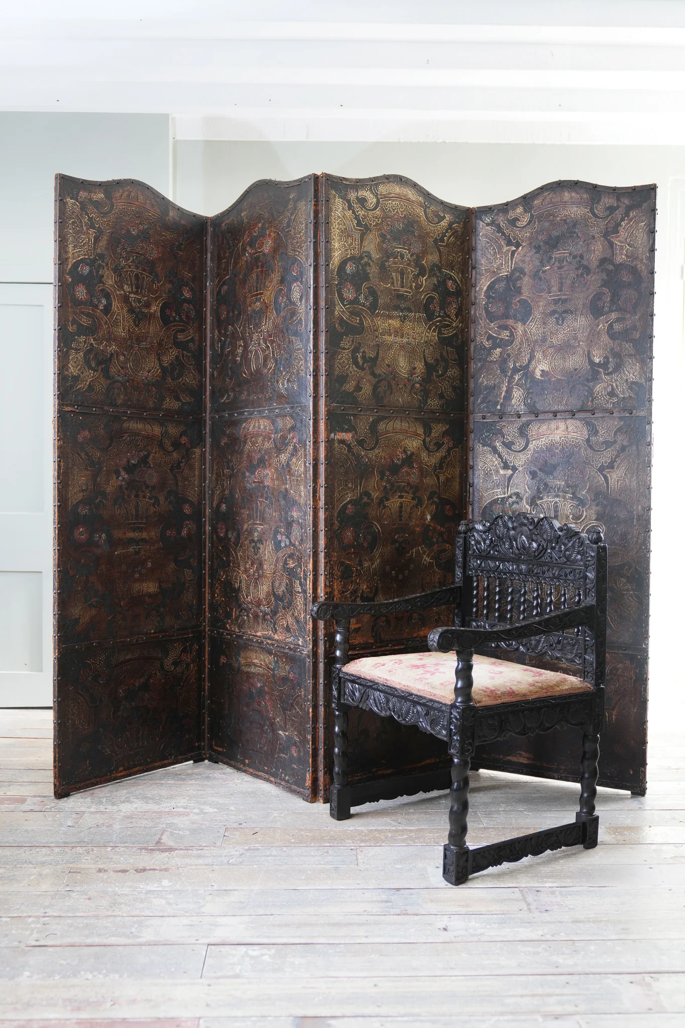 An 18th Century Leather Room Screen - Image 4
