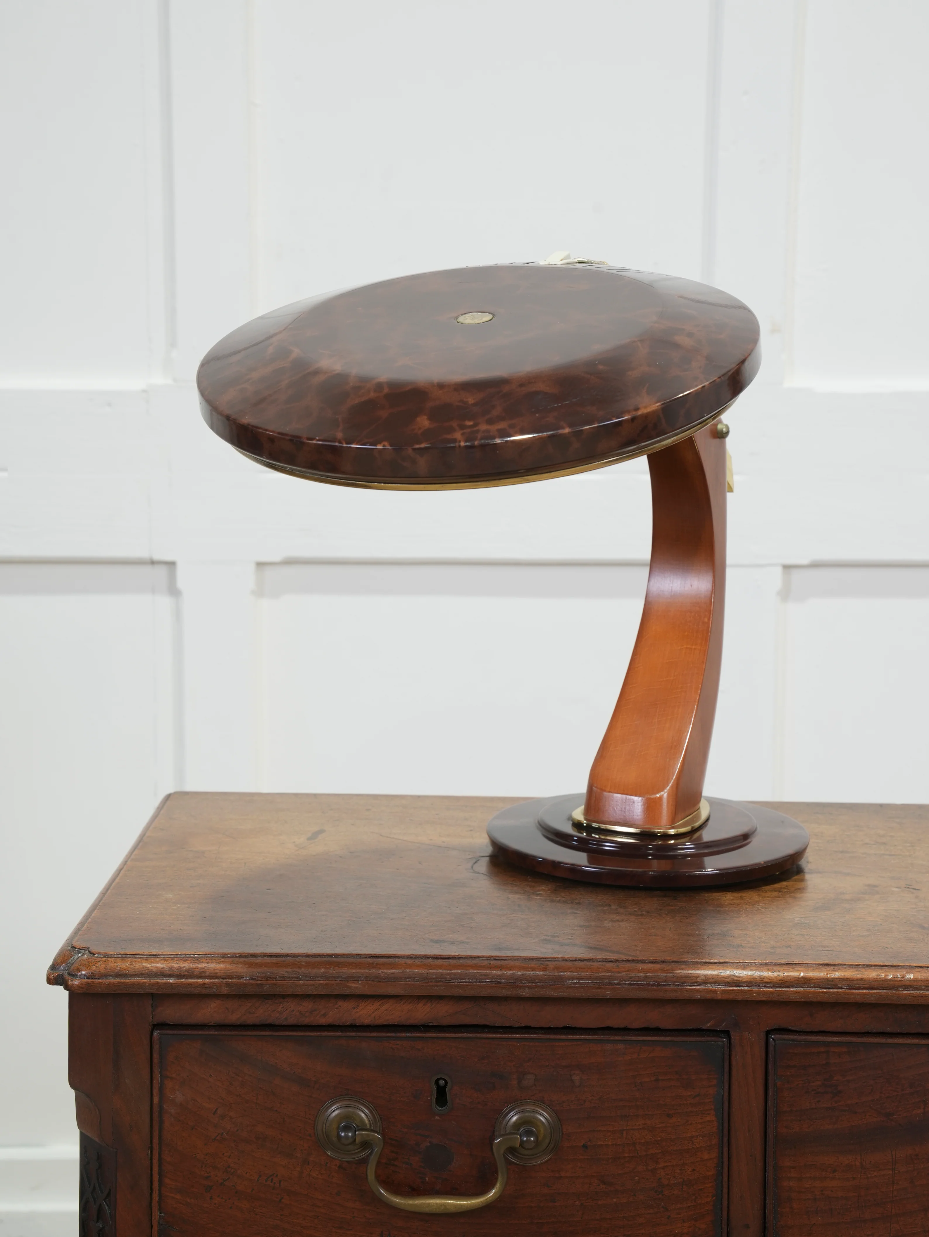 A Fase Desk Lamp - Image 10