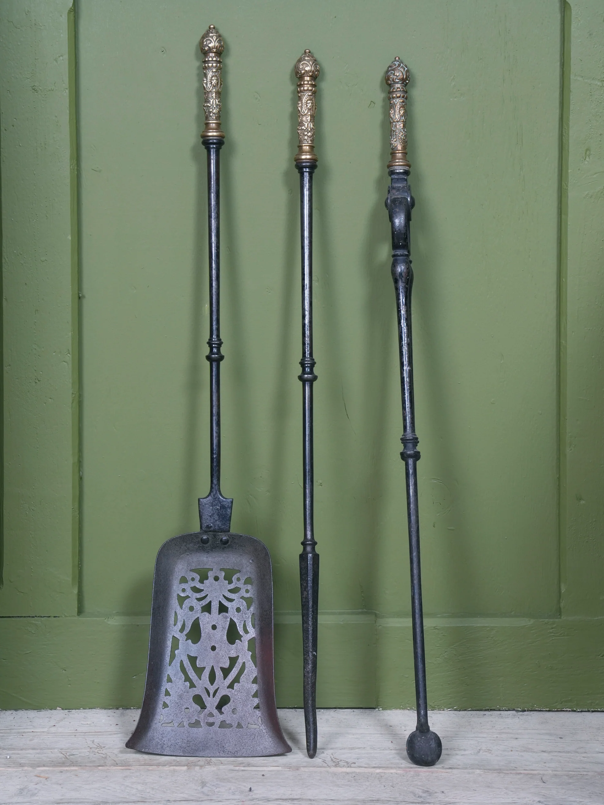 A Set of 19th Century Fire Irons - Image 2