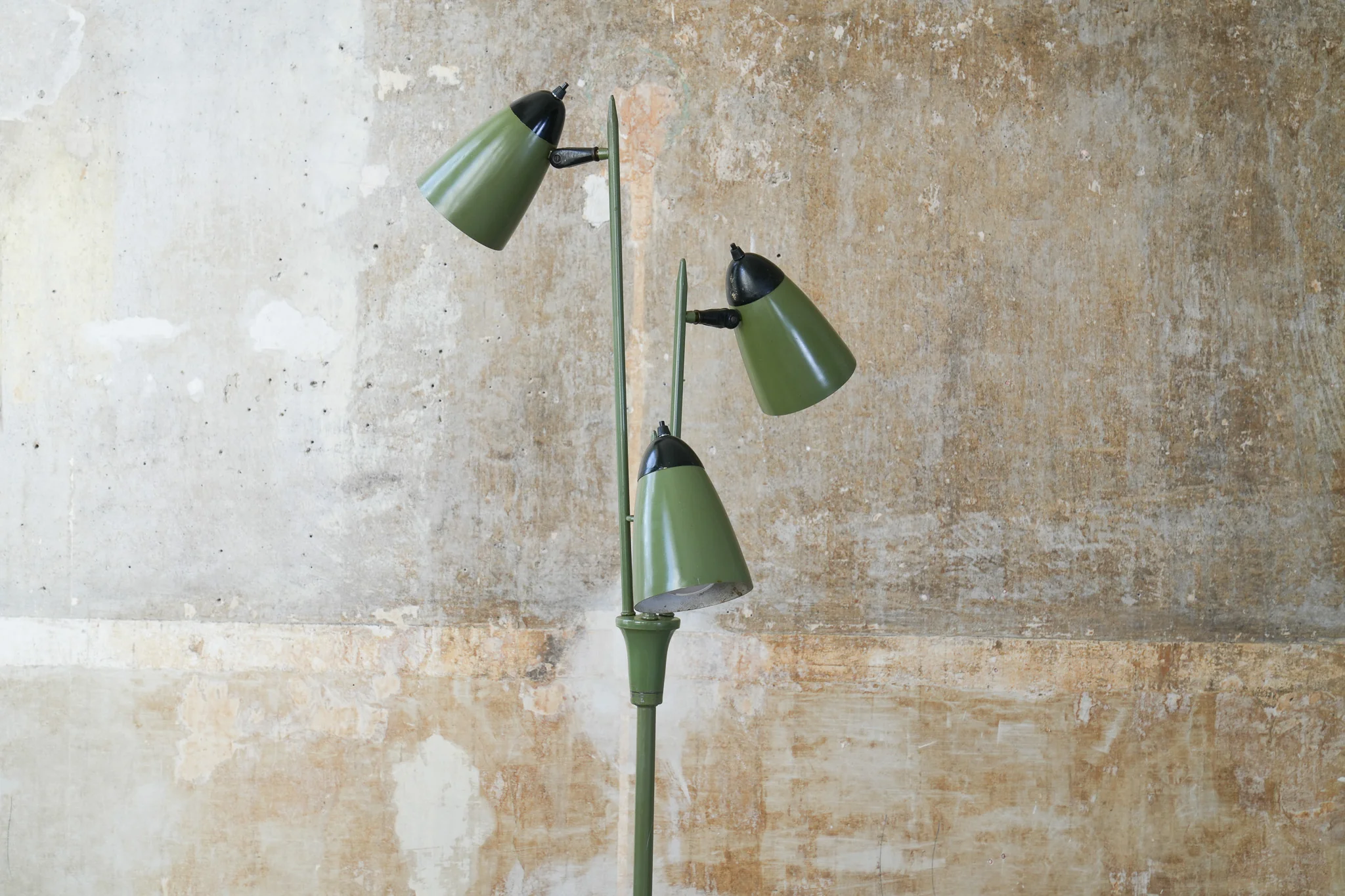 A Gerald Thurston Floor Lamp - Image 9