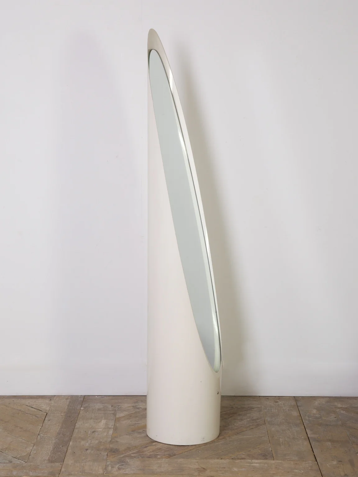 Free Standing Mirror