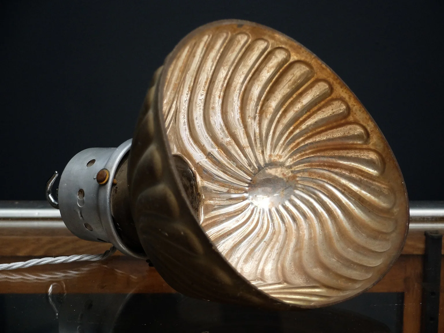 Gecoray Pendant - Image 3