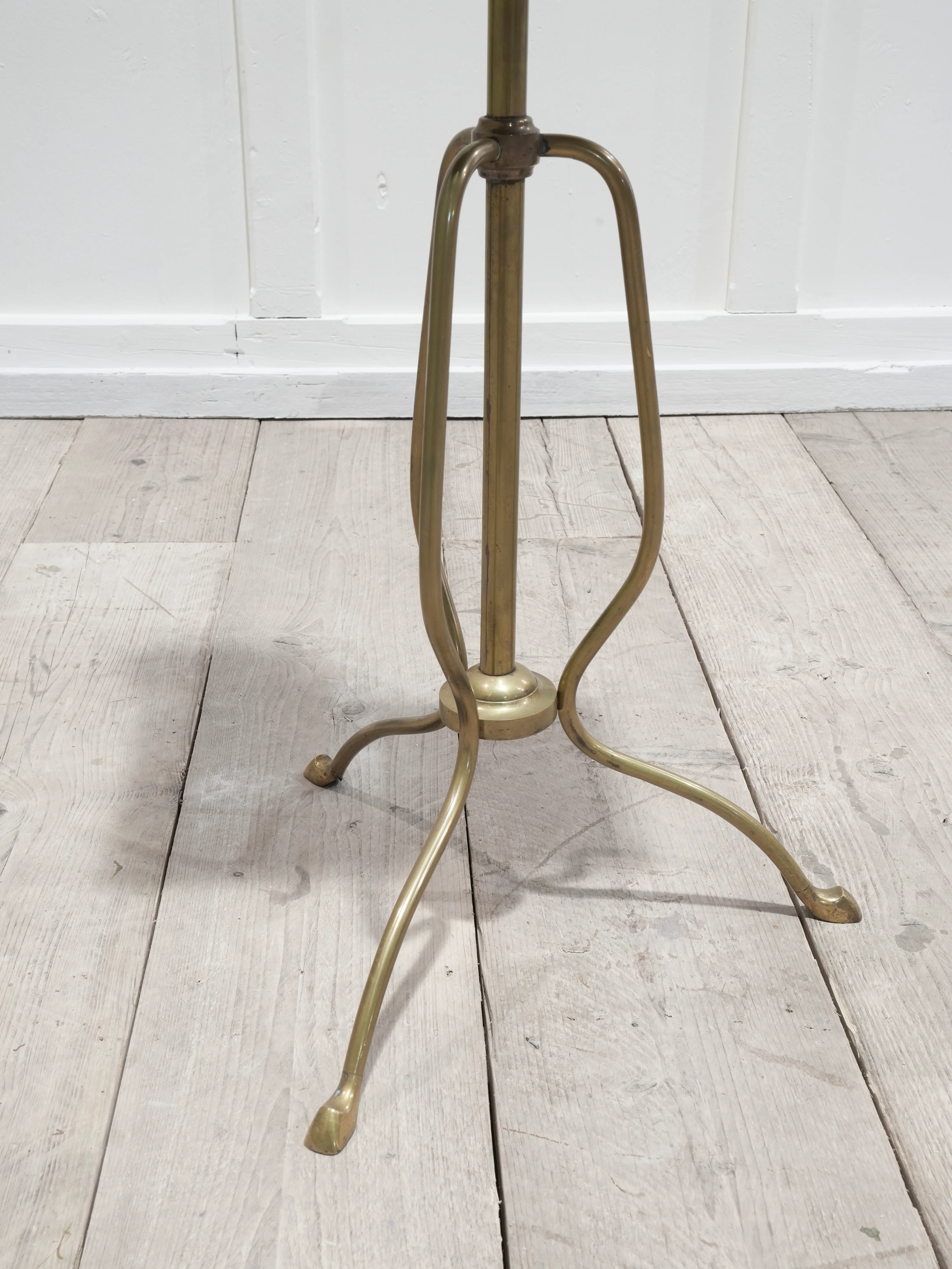A 19th Century Gentleman's Dressing Room Stand - Image 7
