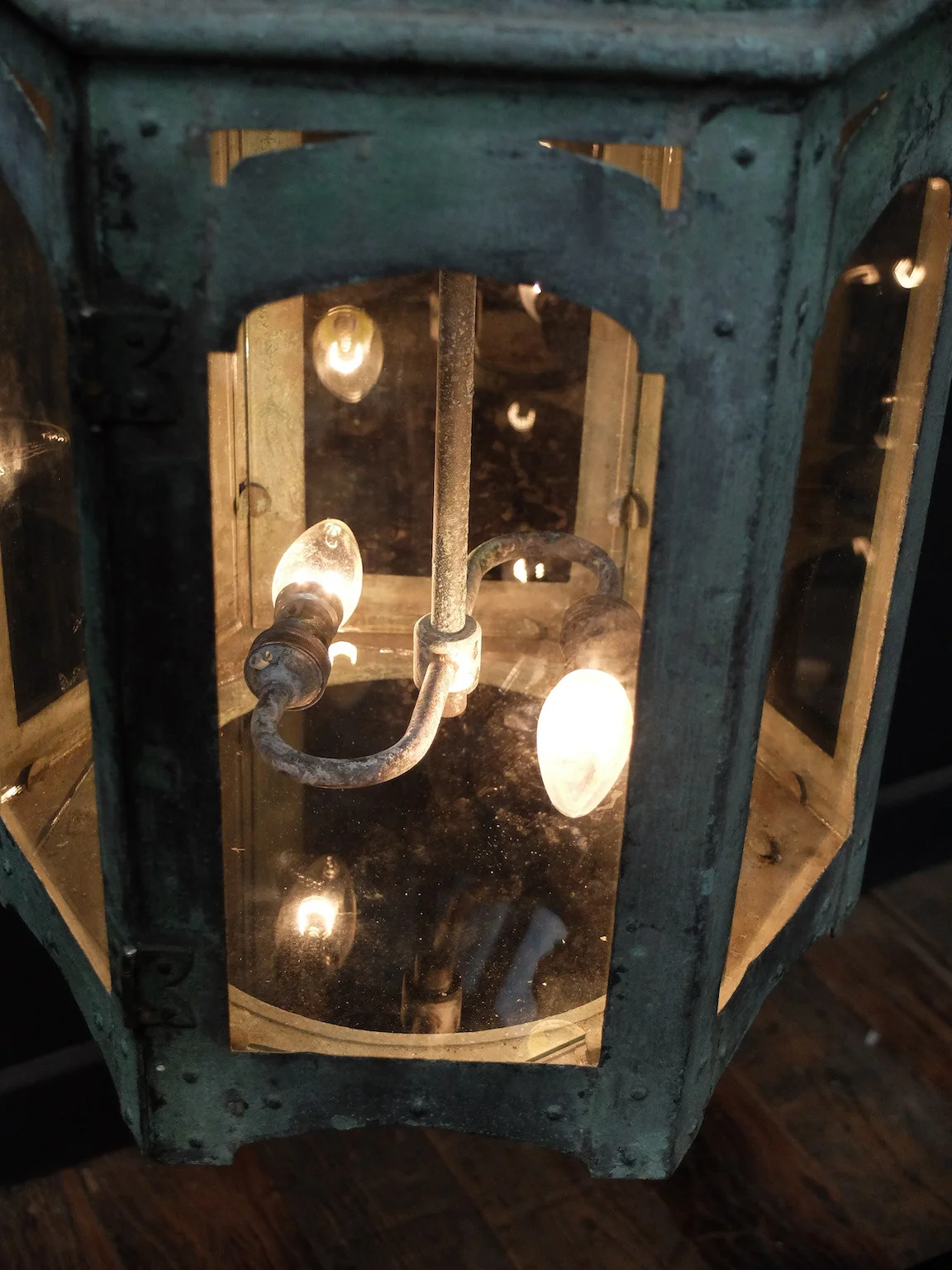 English Hall Lantern - Image 12