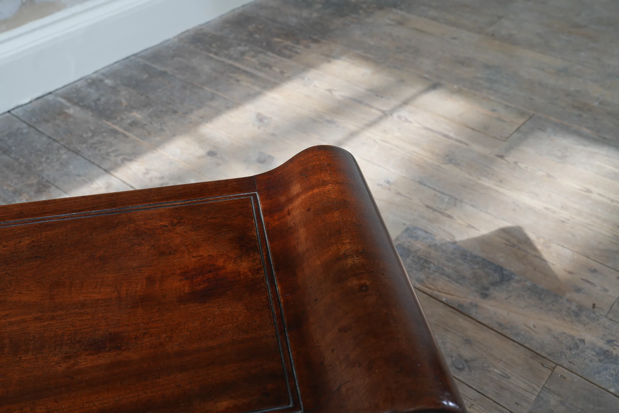 A Regency Hall Bench in the manner of Marsh & Tatham - Image 12