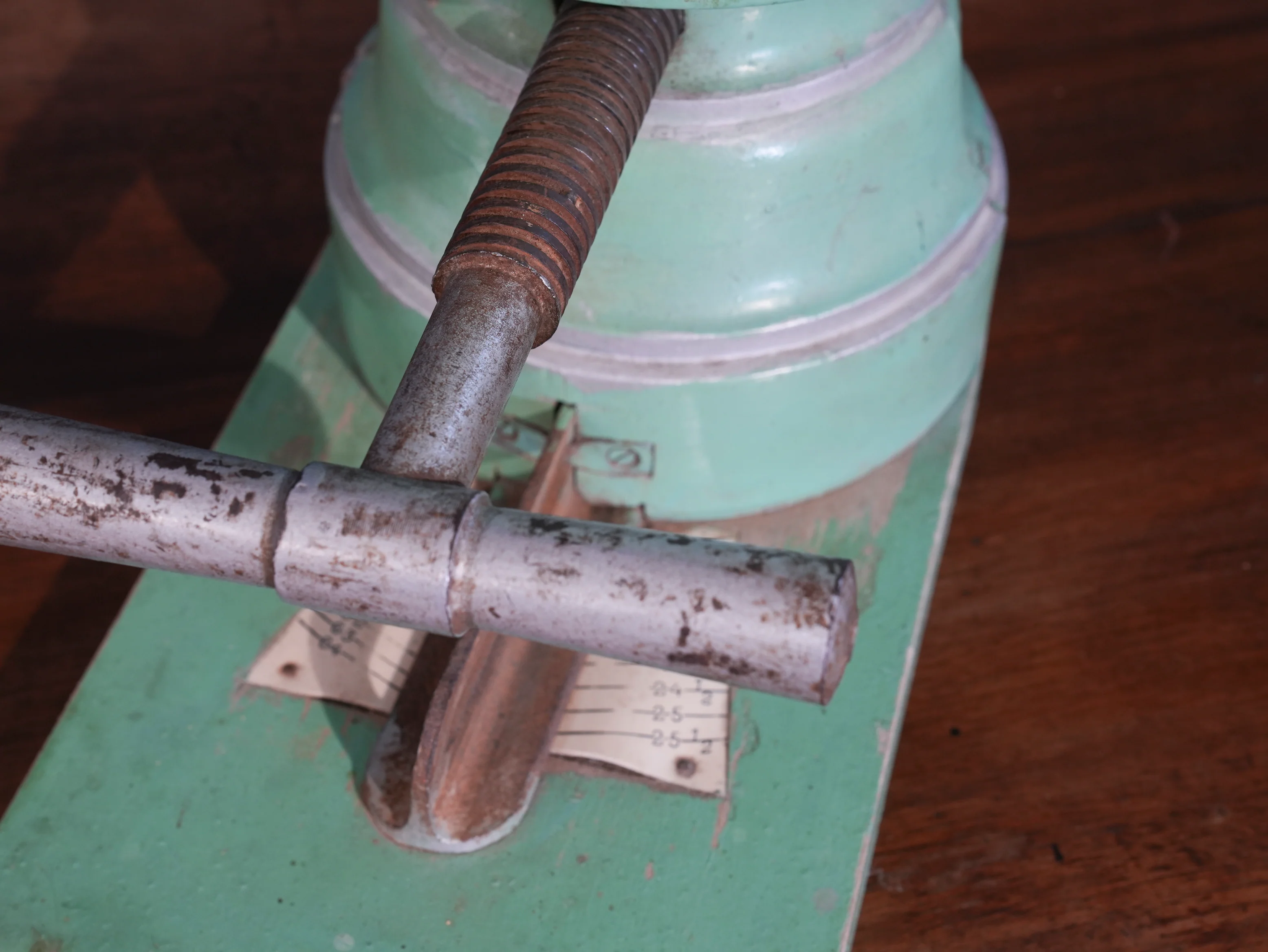 A 19th Century Milliner's Hat Stretcher - Image 8