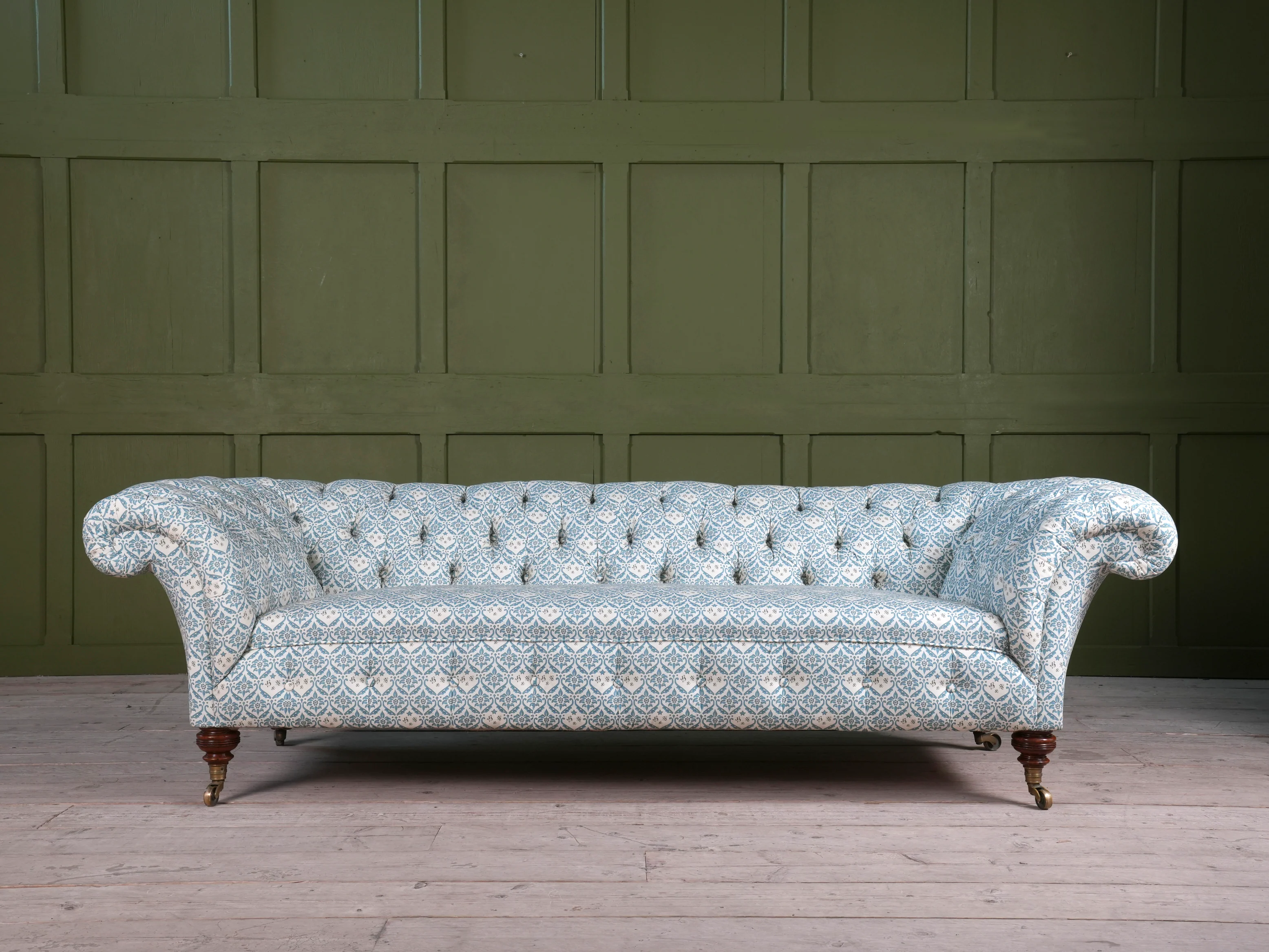 A 19th Century Howard and Sons Sofa - Image 4