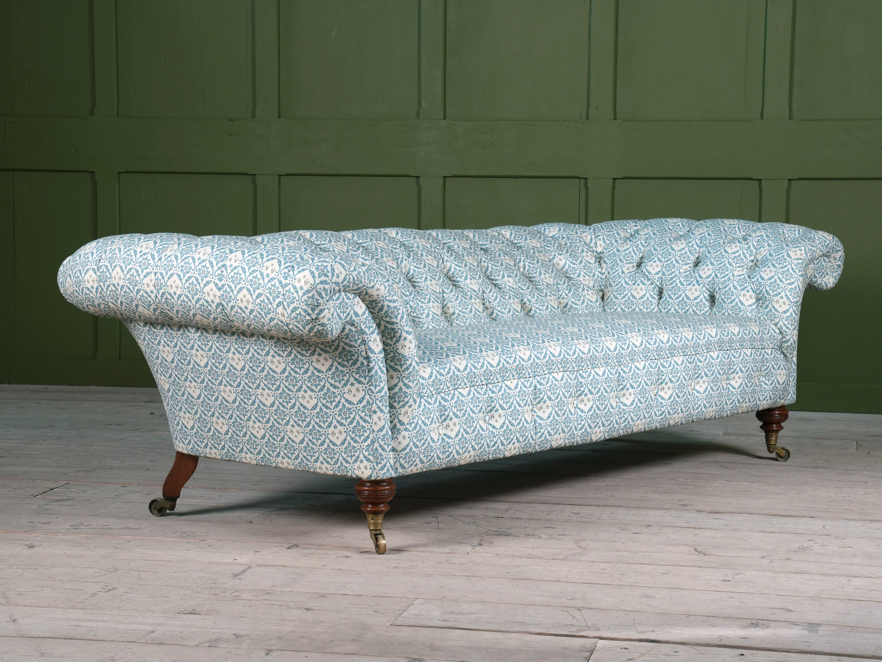 A 19th Century Howard and Sons Sofa - Image 5