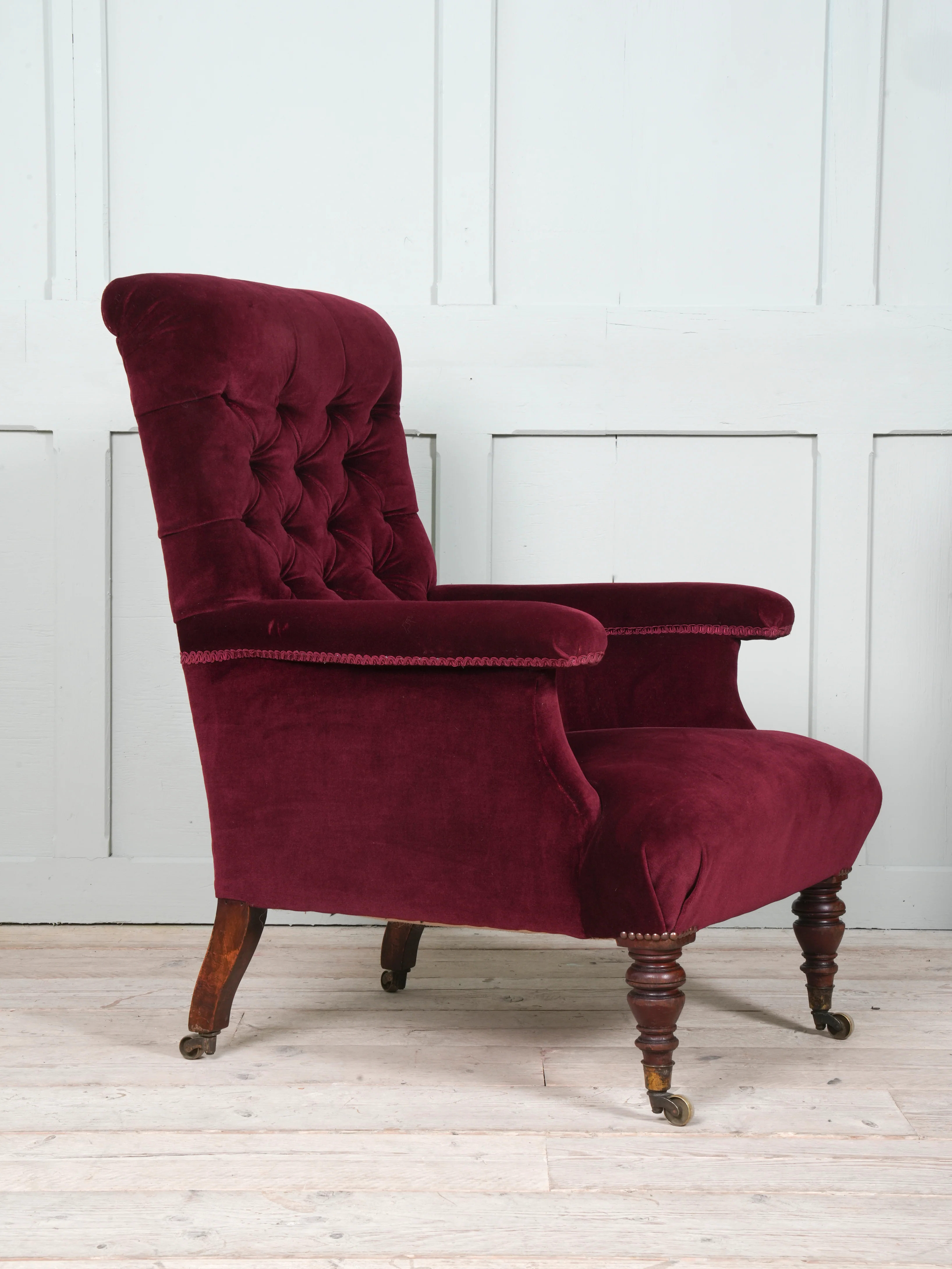 A Howard & Sons Buttoned Back Armchair - Image 2