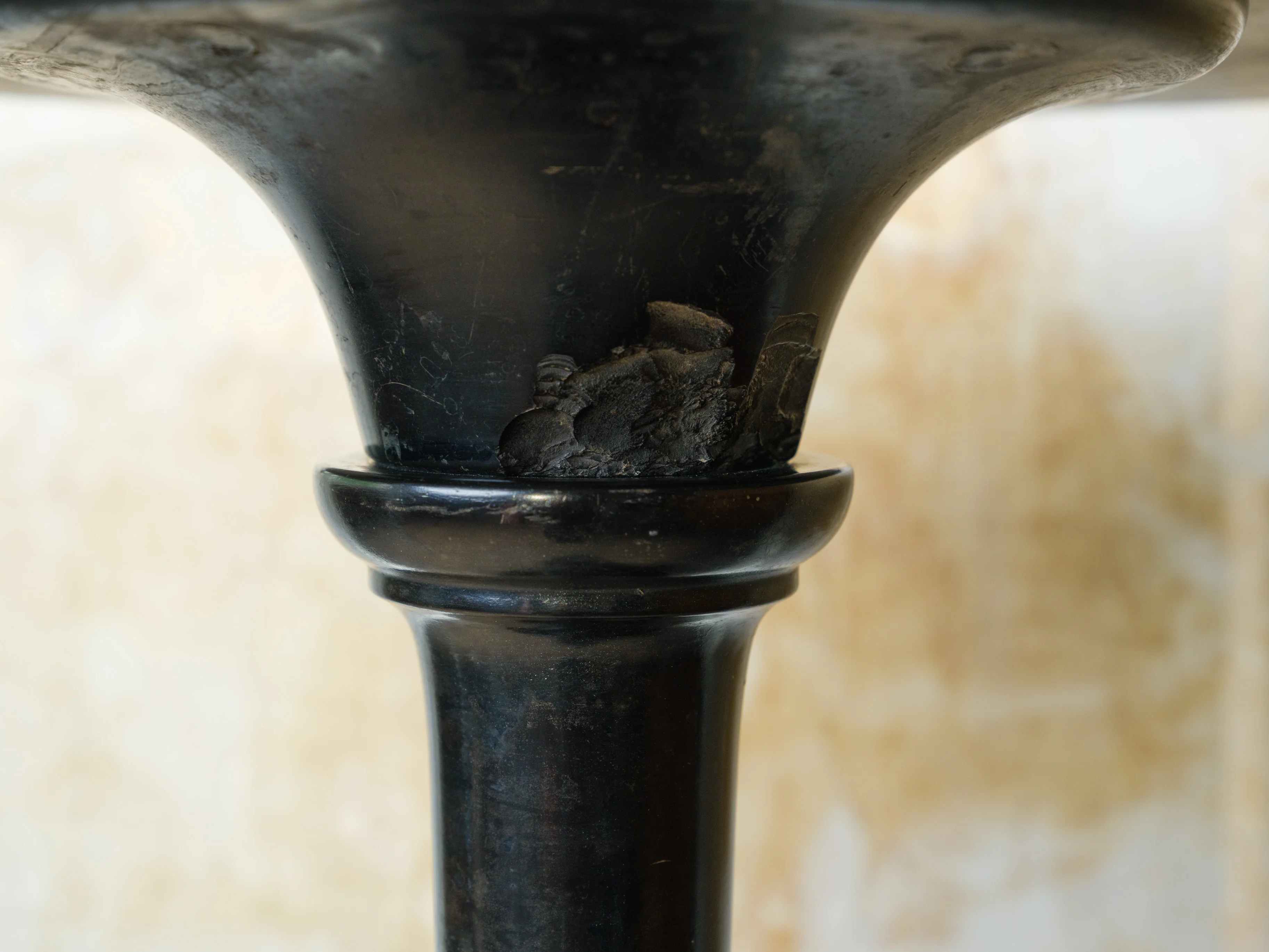 A Jasper & Ashford Marble Table by Woodruff - Image 15