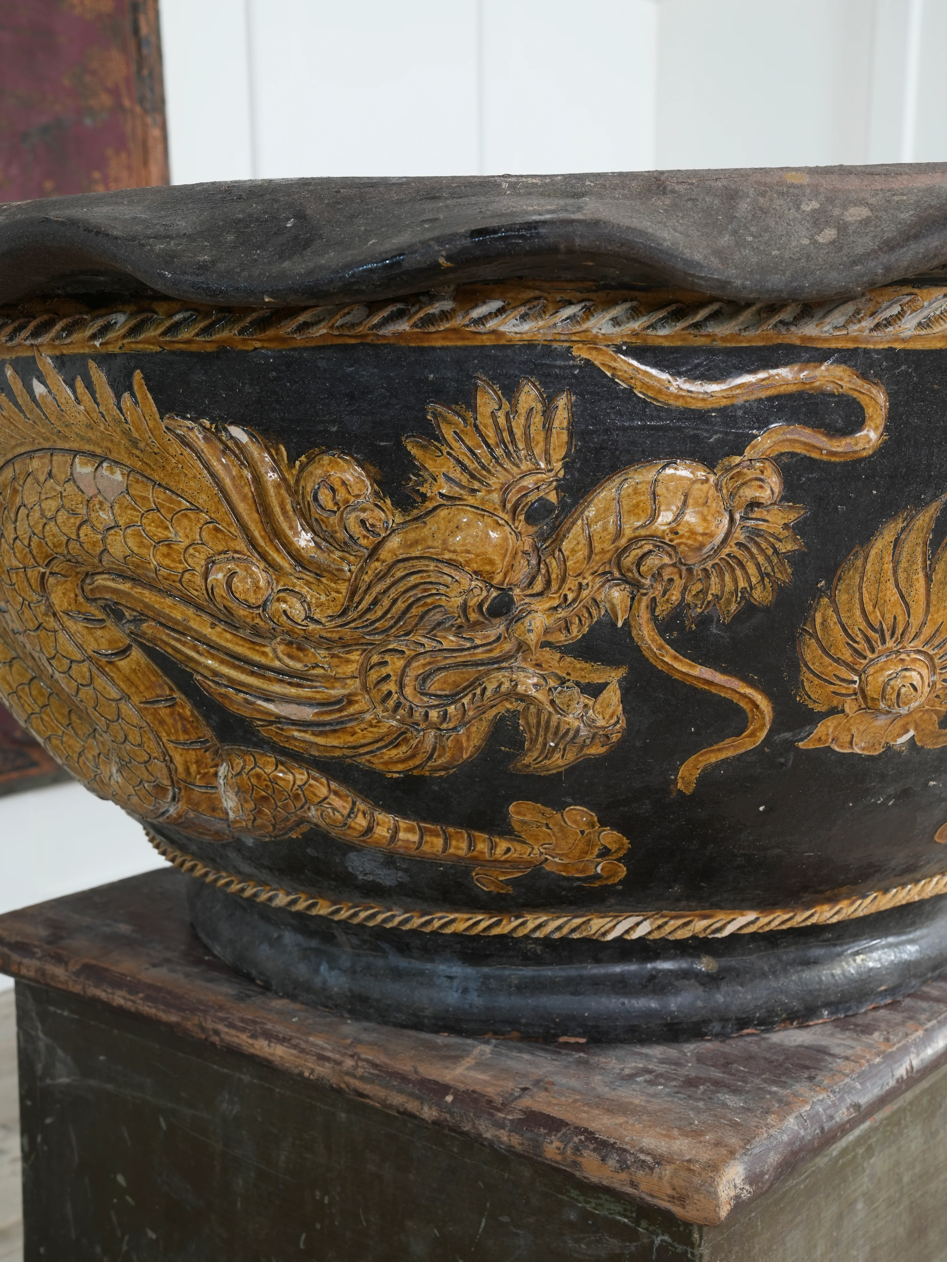 A Large Glazed Terracotta Dragon Bowl - Image 12