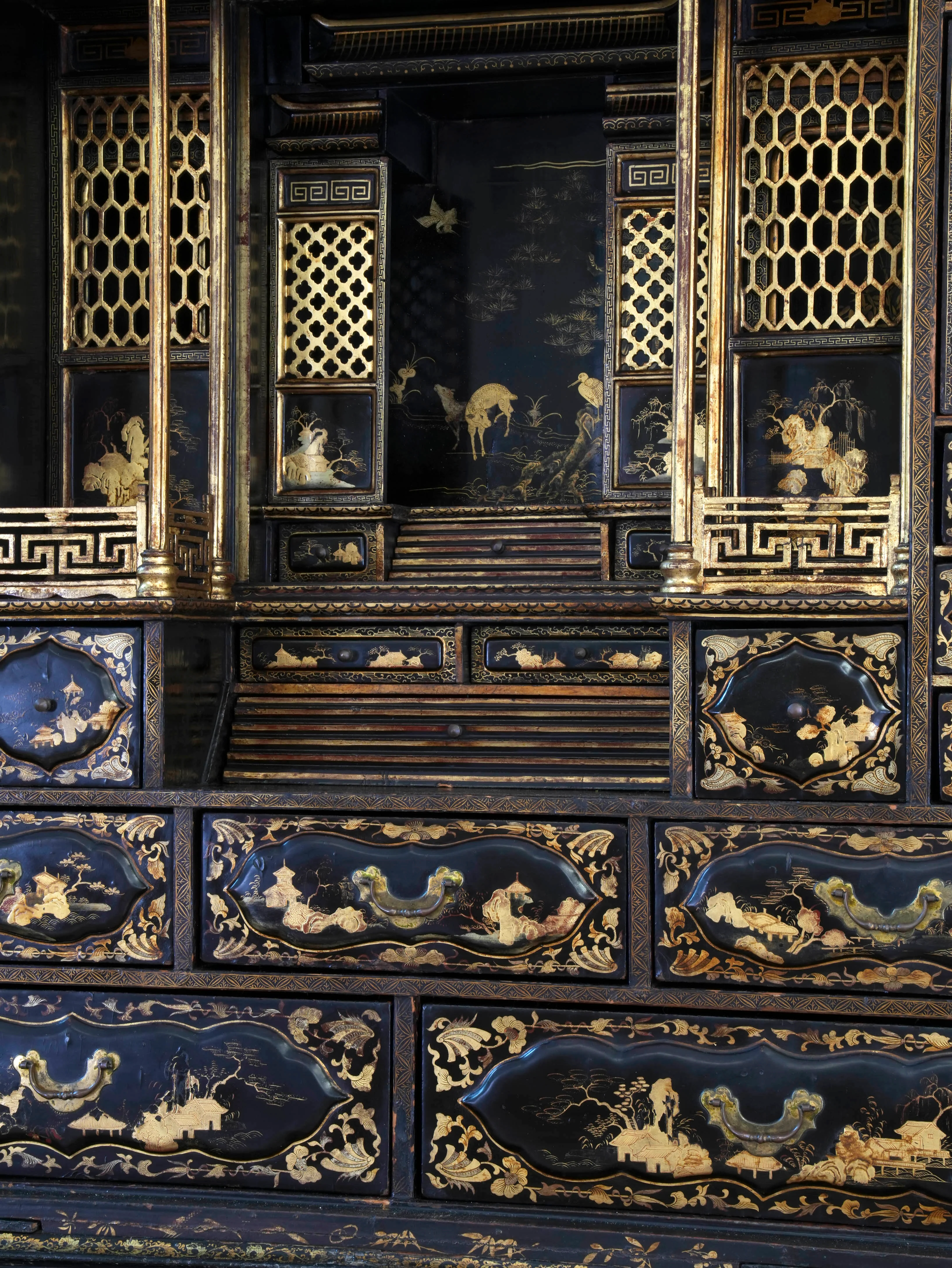 An 18th Century Chinese Export Bureau Cabinet - Image 22