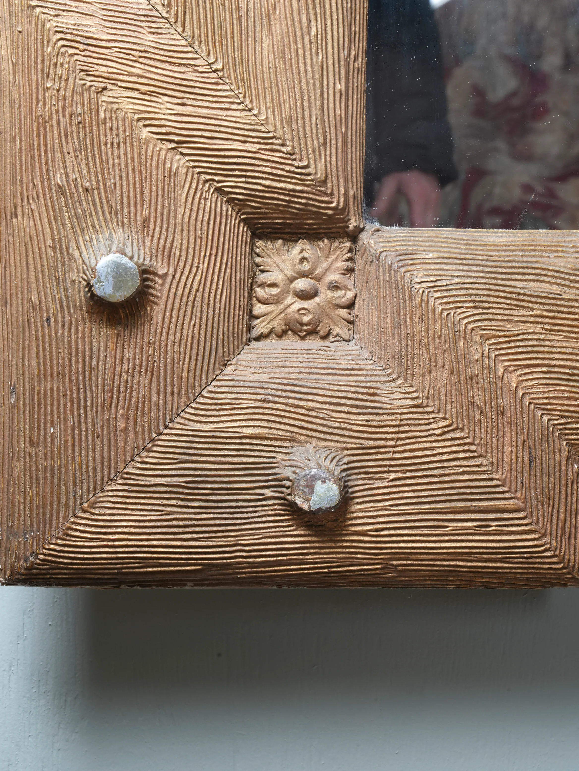 A 19th Century Baltic Faux Timber Gilt Mirror - Image 16