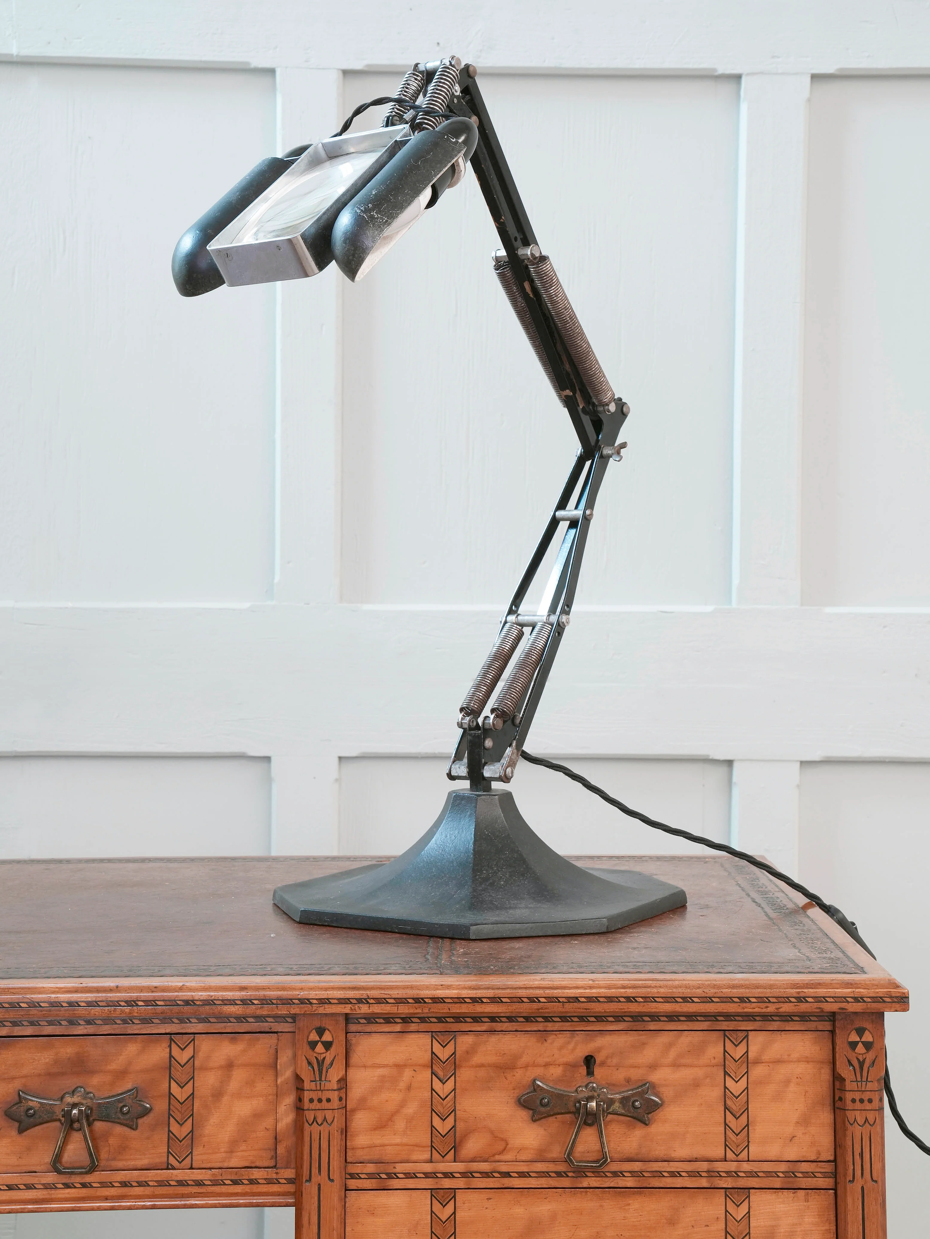 Anglepoise 1431 Magnifying Desk Lamp - Image 9