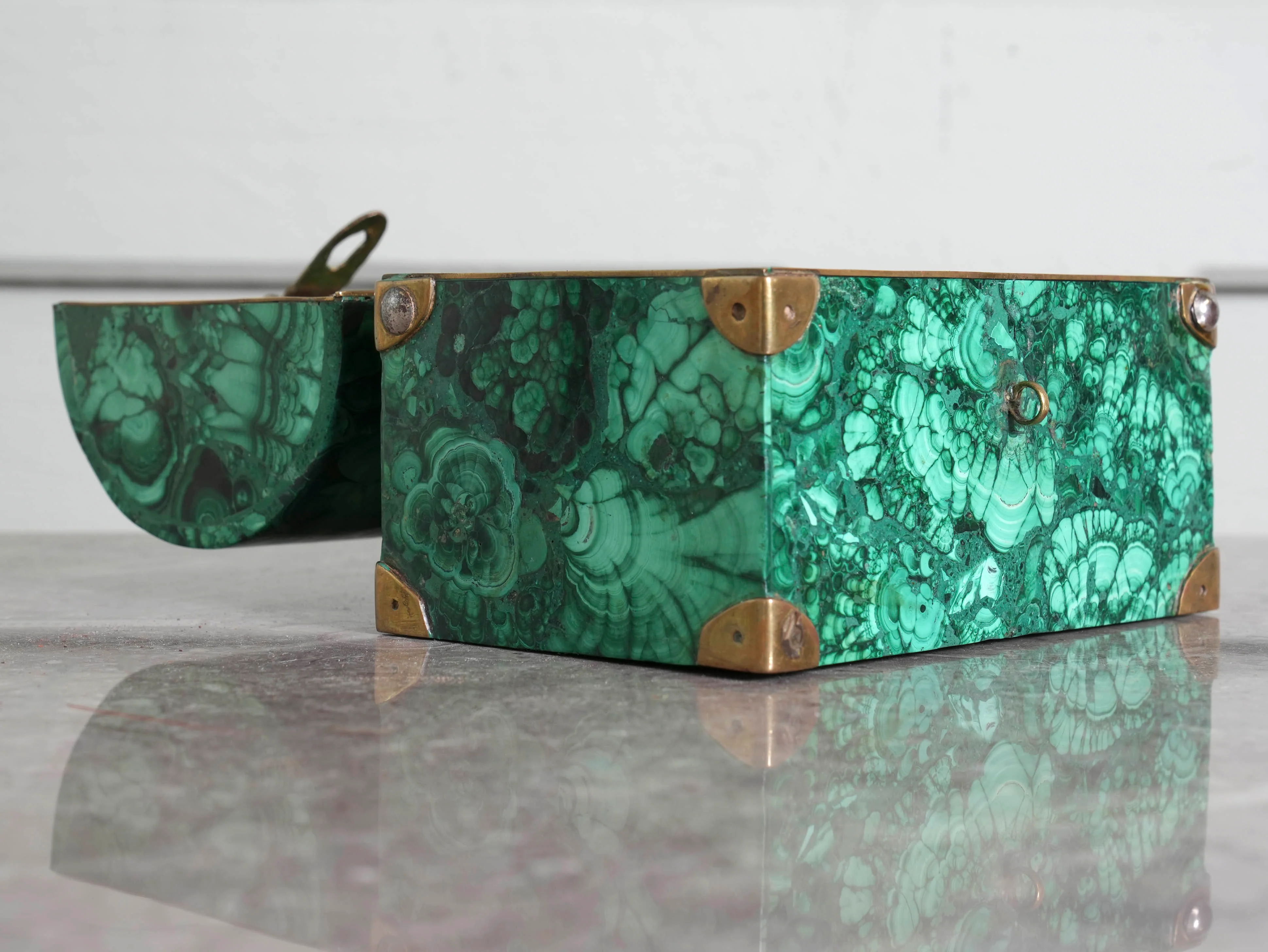 A Malachite Trinket Box - Image 6