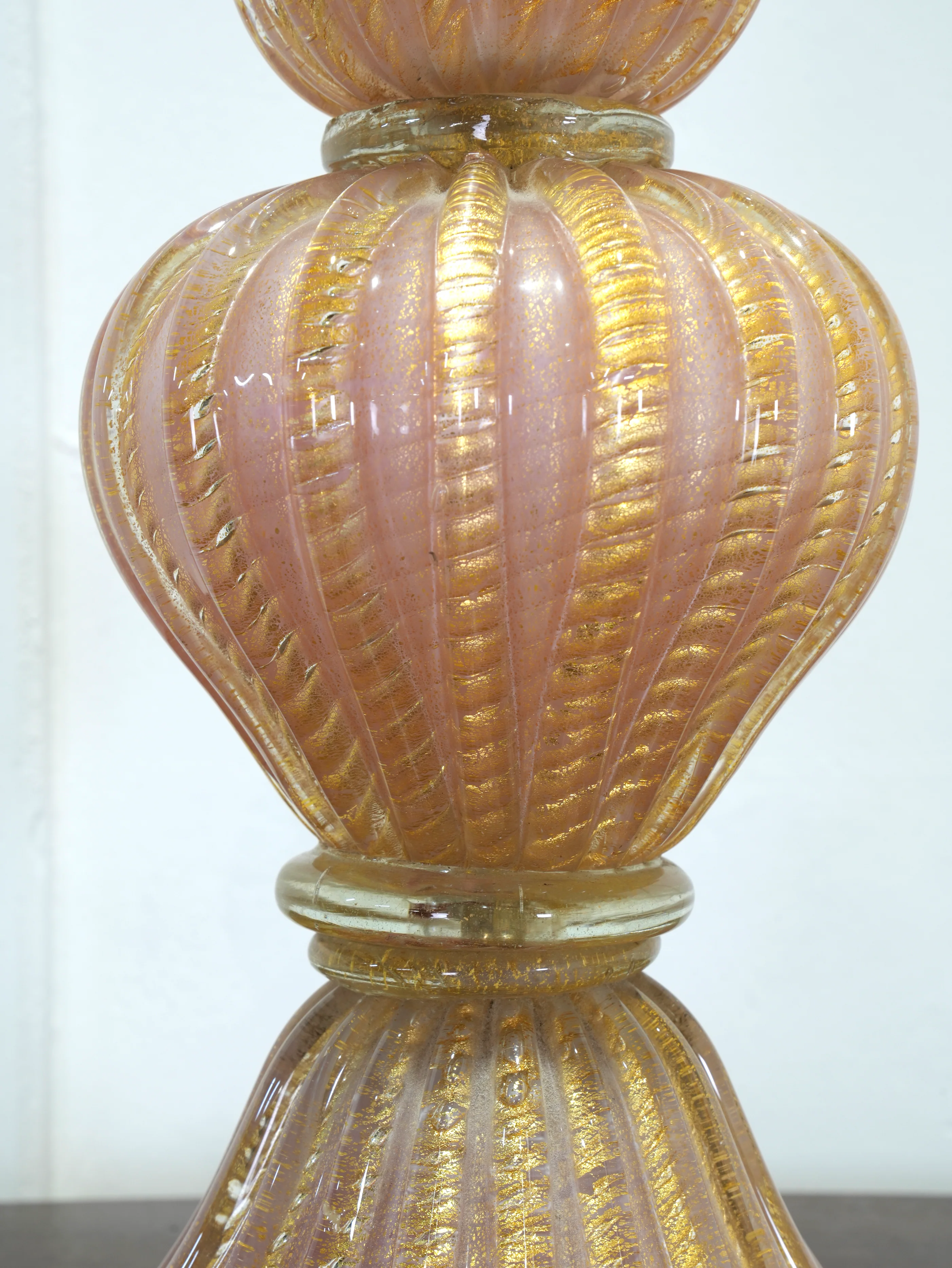 A Murano Glass Table Light by Barovier & Toso - Image 9
